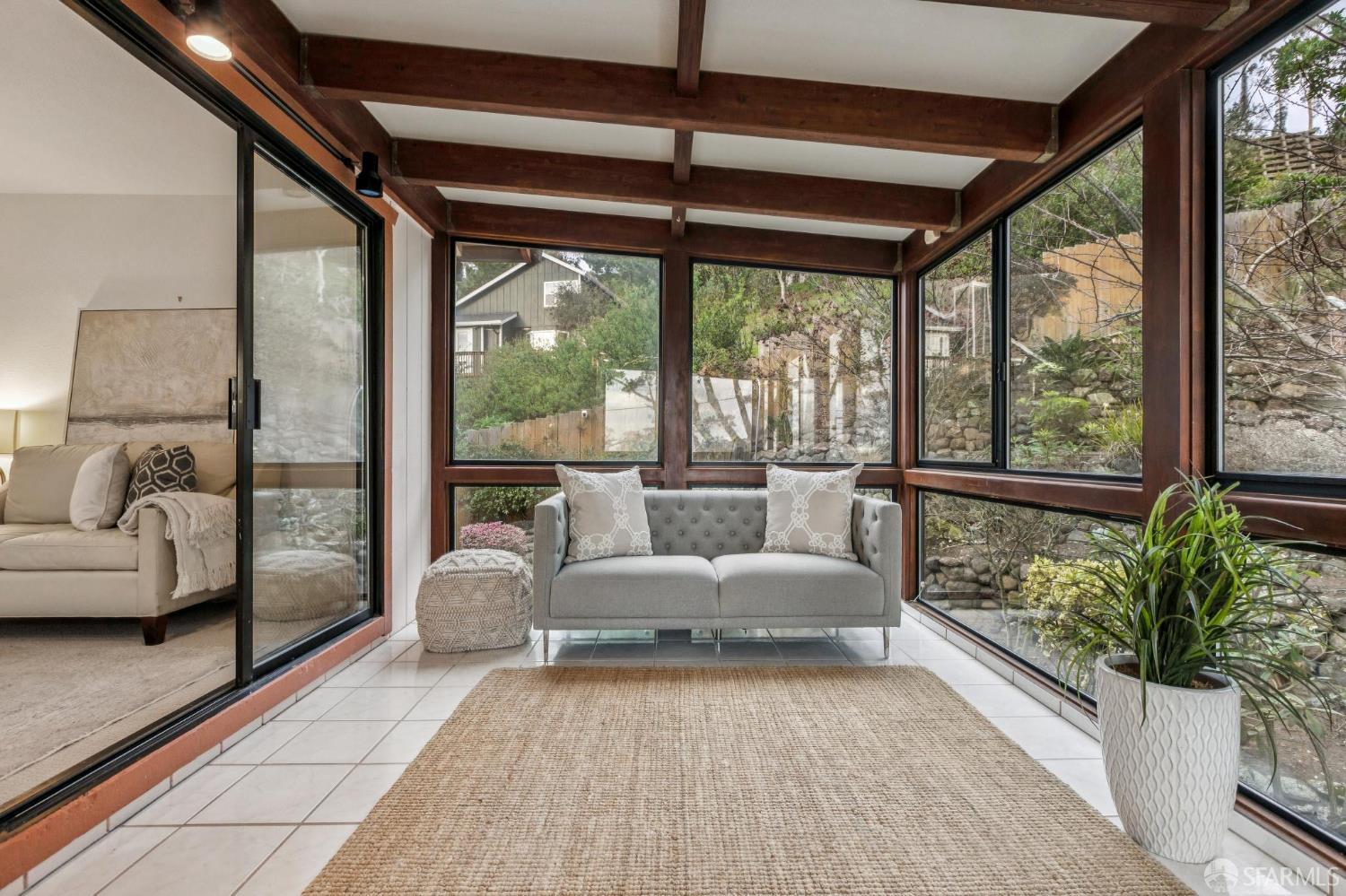 Detail Gallery Image 31 of 62 For 514 Isabella Ave, El Granada,  CA 94018 - 5 Beds | 3 Baths