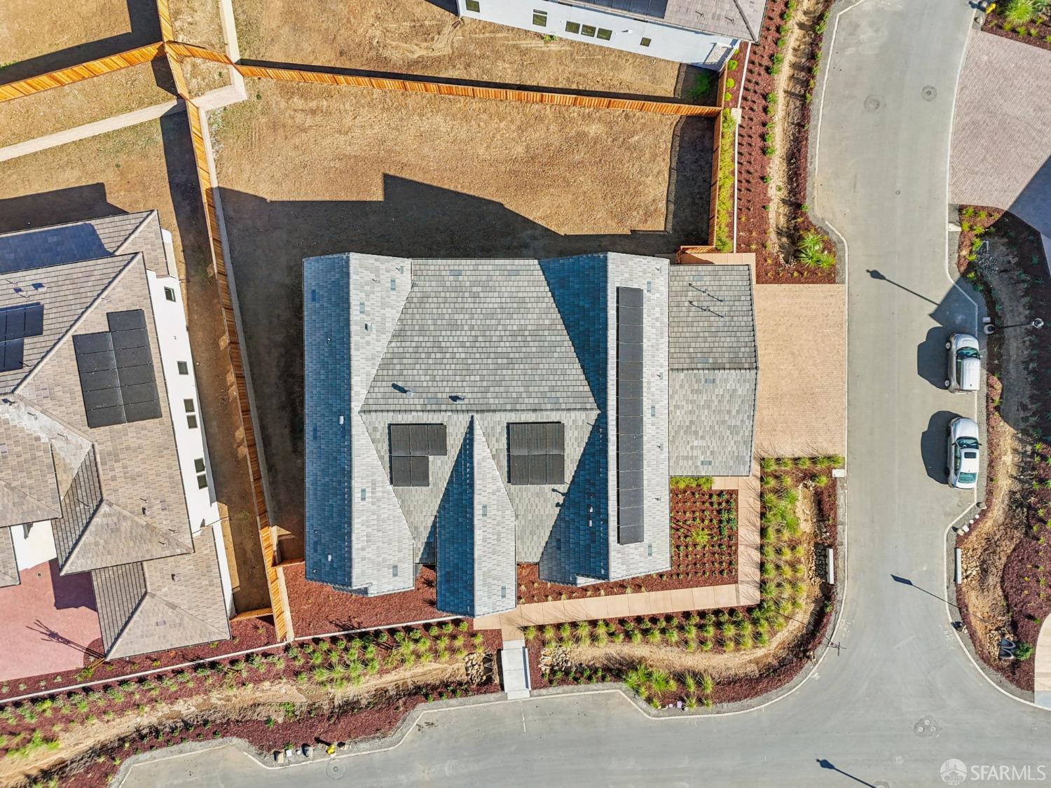 Detail Gallery Image 22 of 25 For 18471 Corte Zapala, Morgan Hill,  CA 95037 - 5 Beds | 5/1 Baths