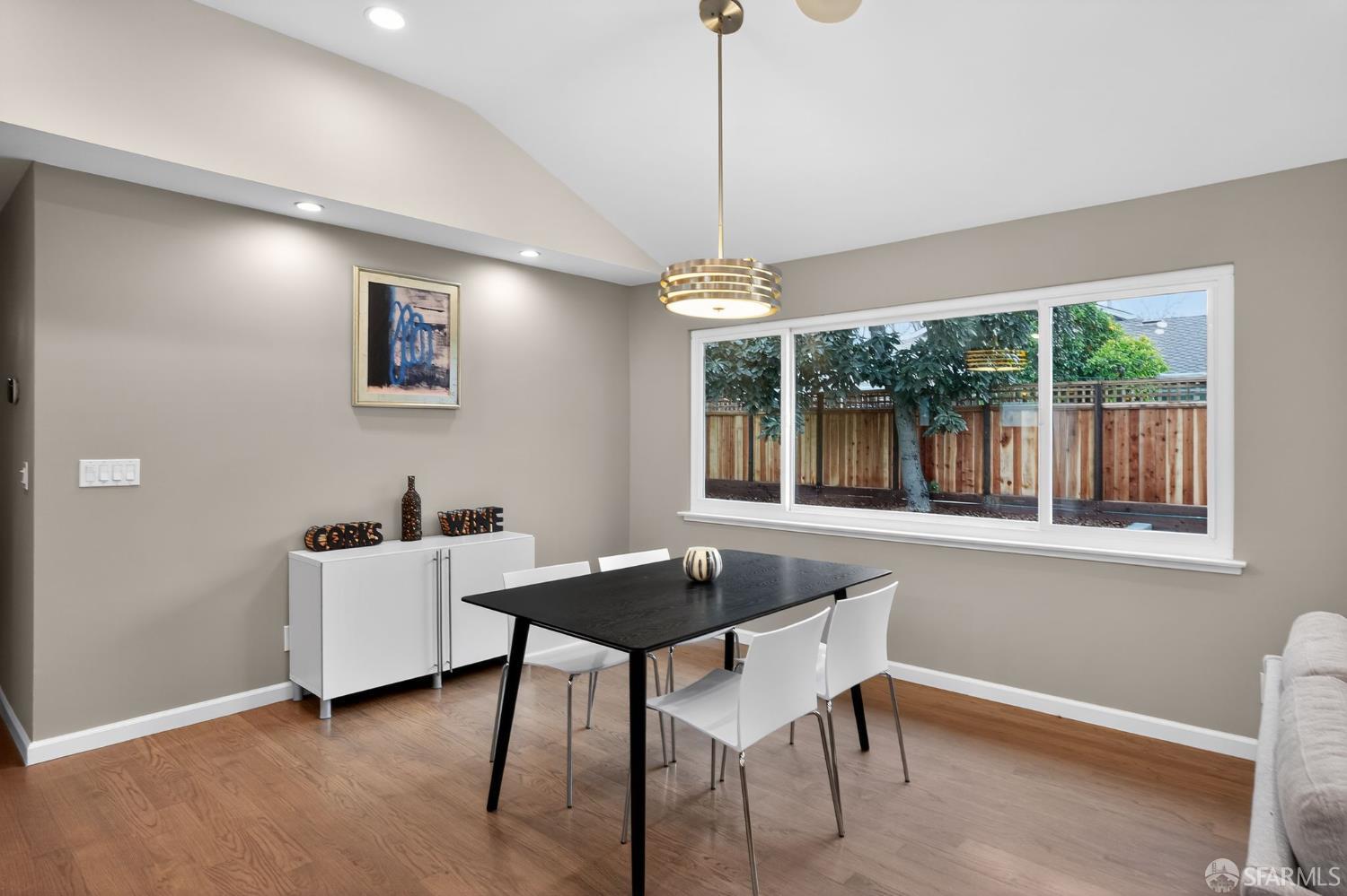 Detail Gallery Image 13 of 27 For 4576 Moran Dr, San Jose,  CA 95129 - 4 Beds | 3 Baths