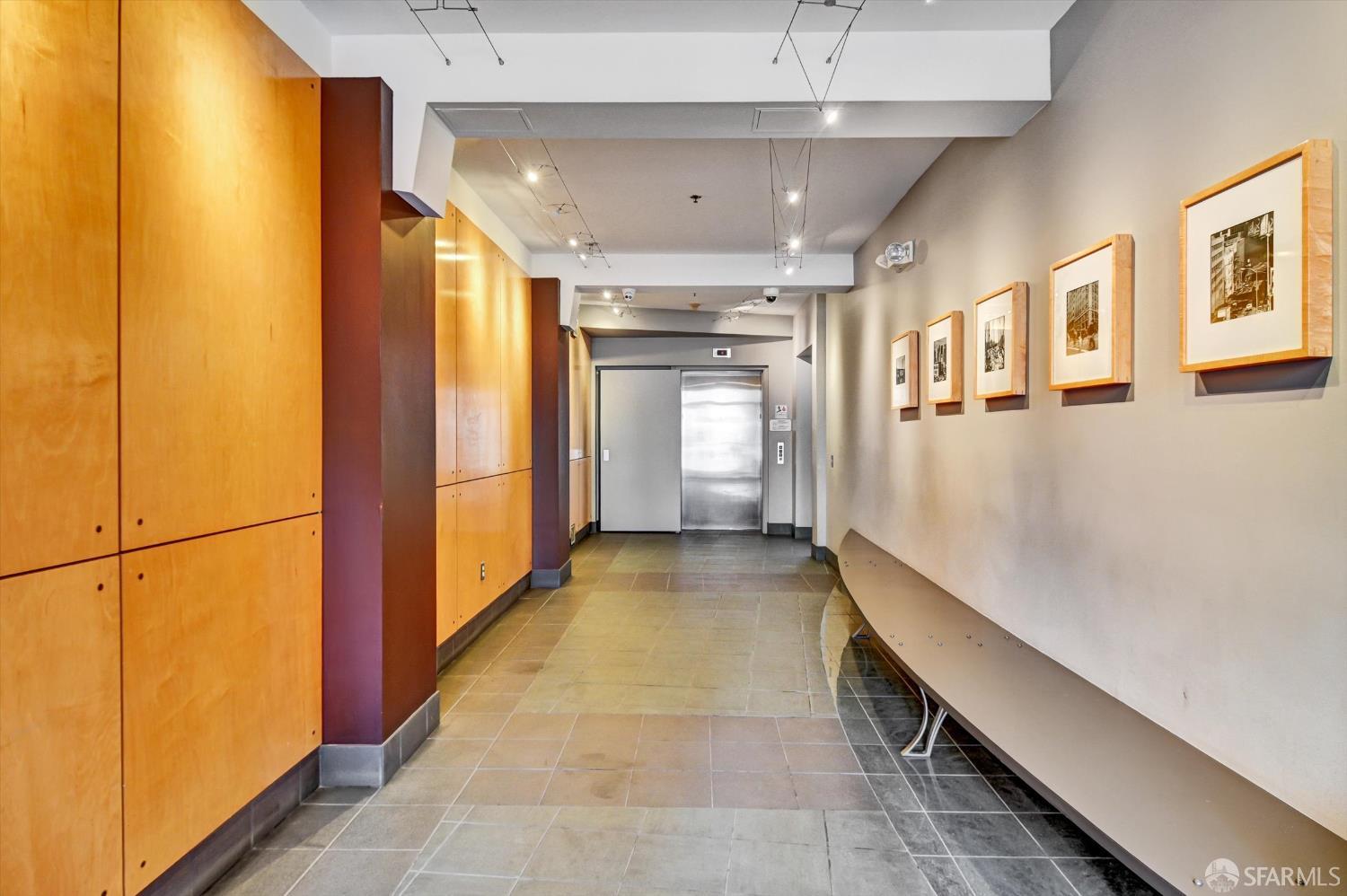 Photo #6: 426098097 Listing: Photo #6