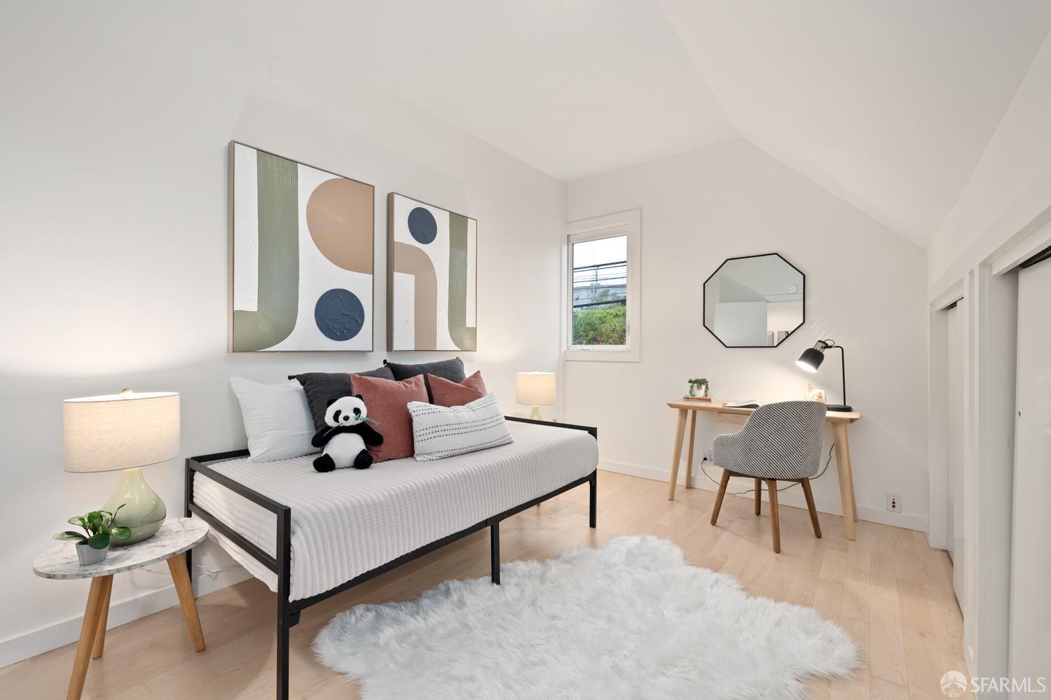 Detail Gallery Image 11 of 52 For 801 Wisconsin St, San Francisco,  CA 94107 - – Beds | – Baths