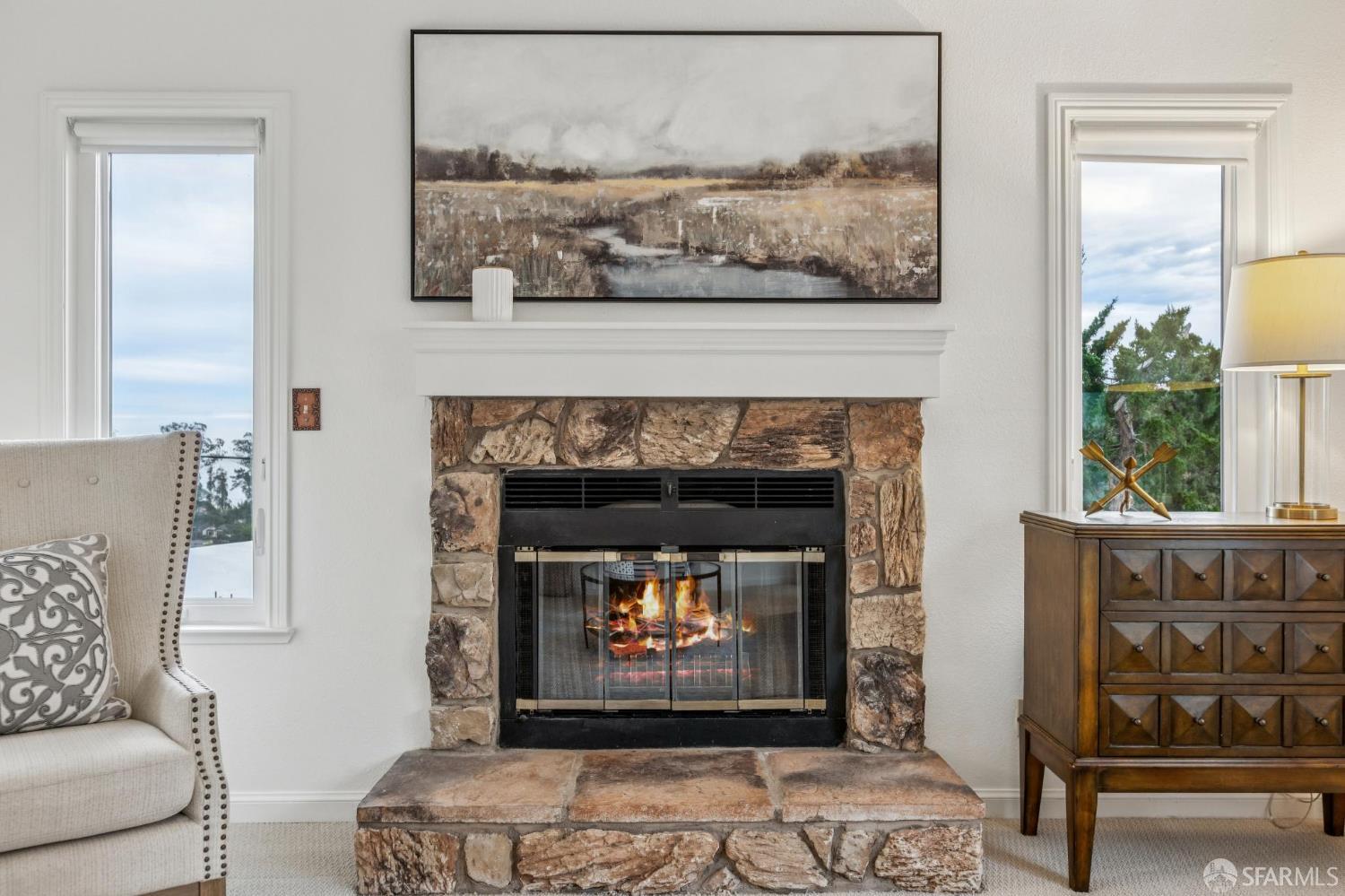 Detail Gallery Image 11 of 62 For 514 Isabella Ave, El Granada,  CA 94018 - 5 Beds | 3 Baths