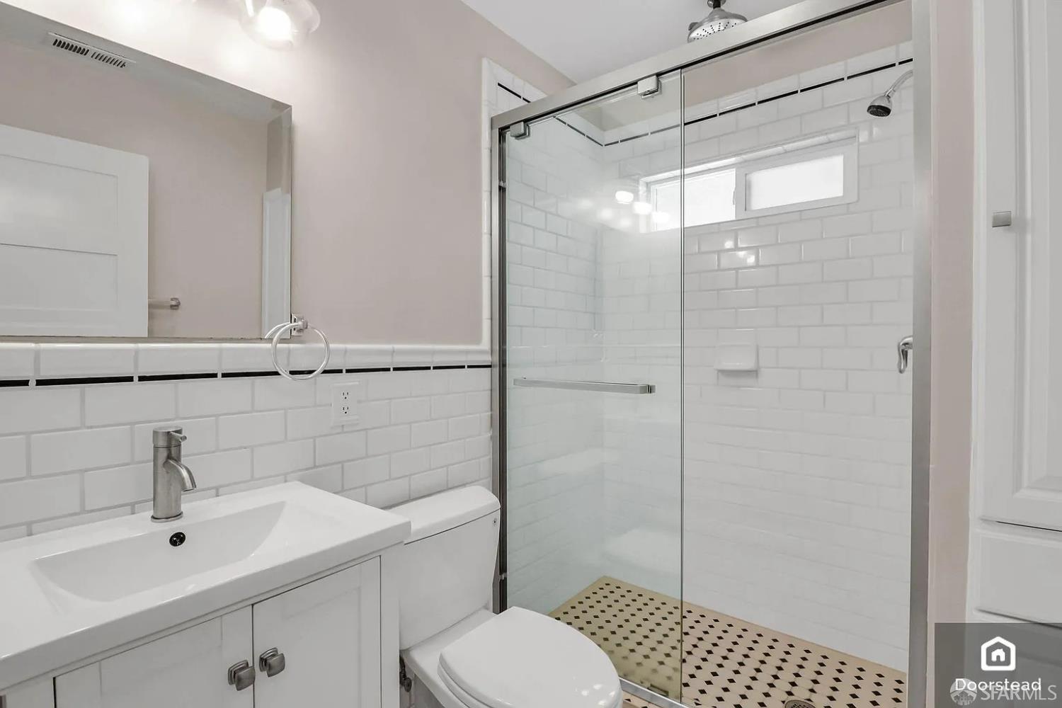 Detail Gallery Image 10 of 33 For 113 Alvarado St, Brisbane,  CA 94005 - 2 Beds | 2 Baths