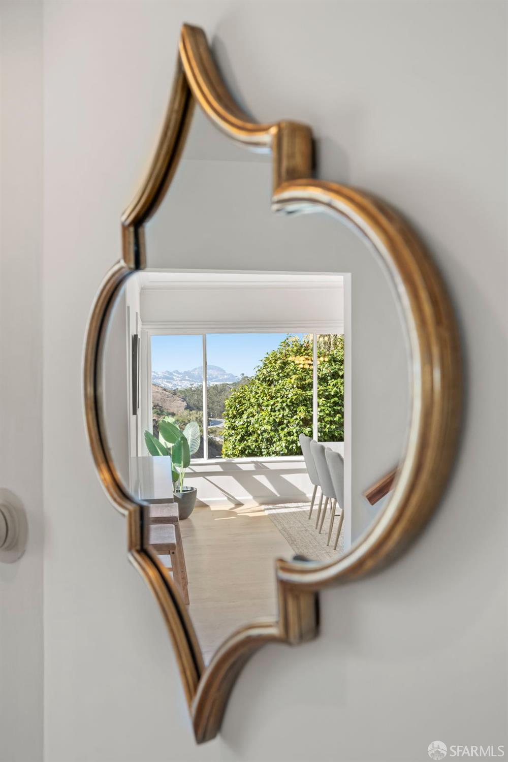Detail Gallery Image 8 of 81 For 11 Encline Ct, San Francisco,  CA 94127 - 3 Beds | 3/1 Baths