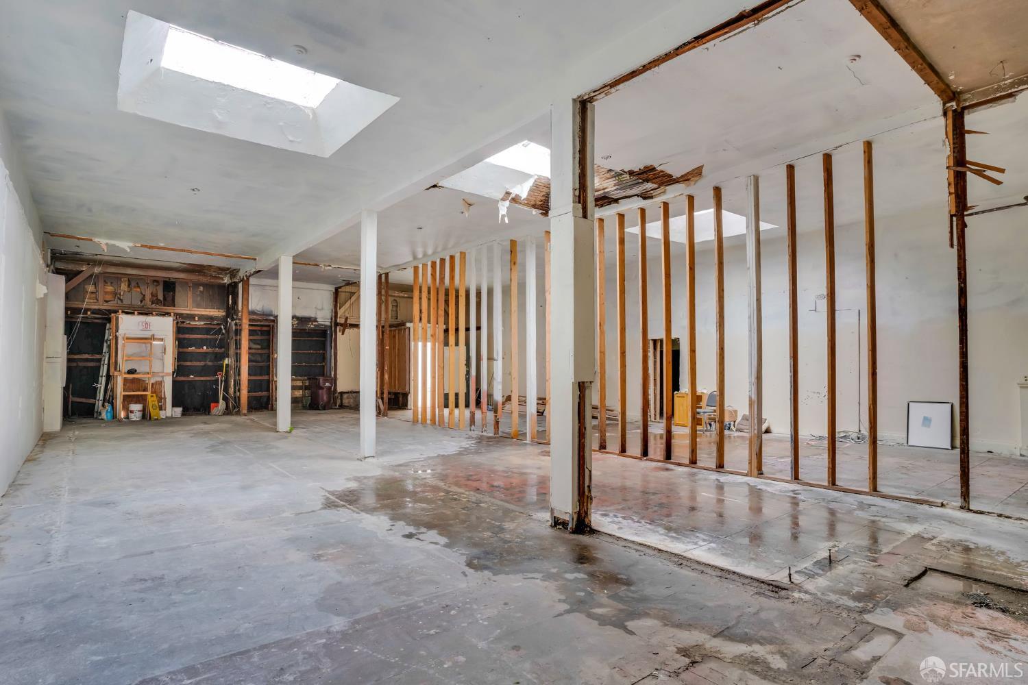 Detail Gallery Image 20 of 34 For 5300 Foothill Blvd, Oakland,  CA 94601 - – Beds | – Baths