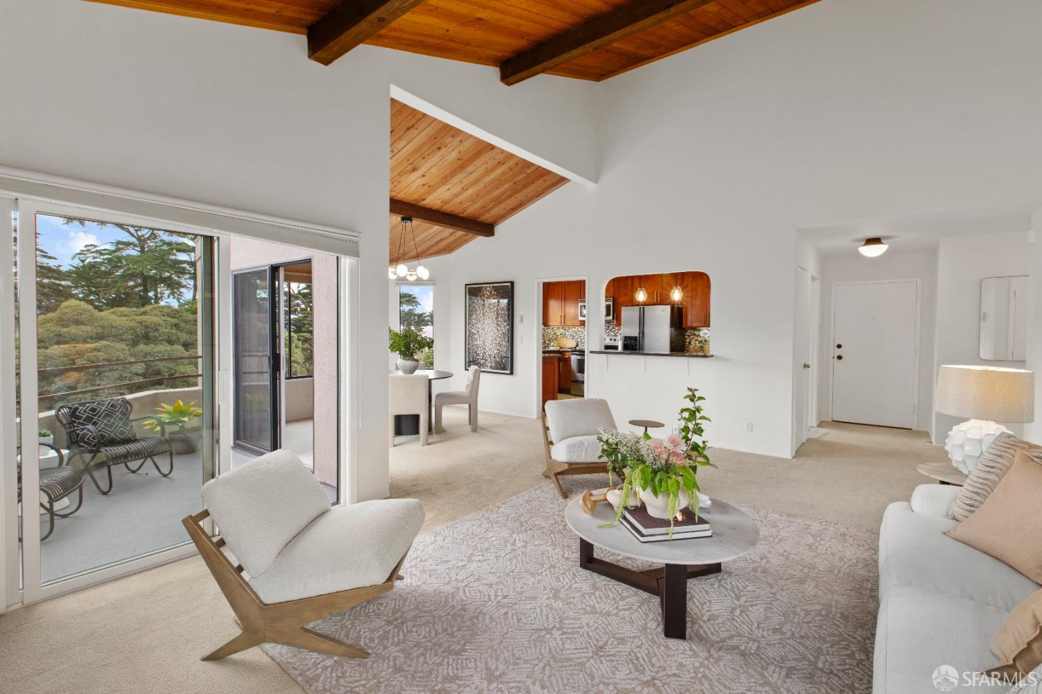 Detail Gallery Image 3 of 70 For 230 N Lake Merced Hls 4a,  San Francisco,  CA 94132 - 2 Beds | 2 Baths