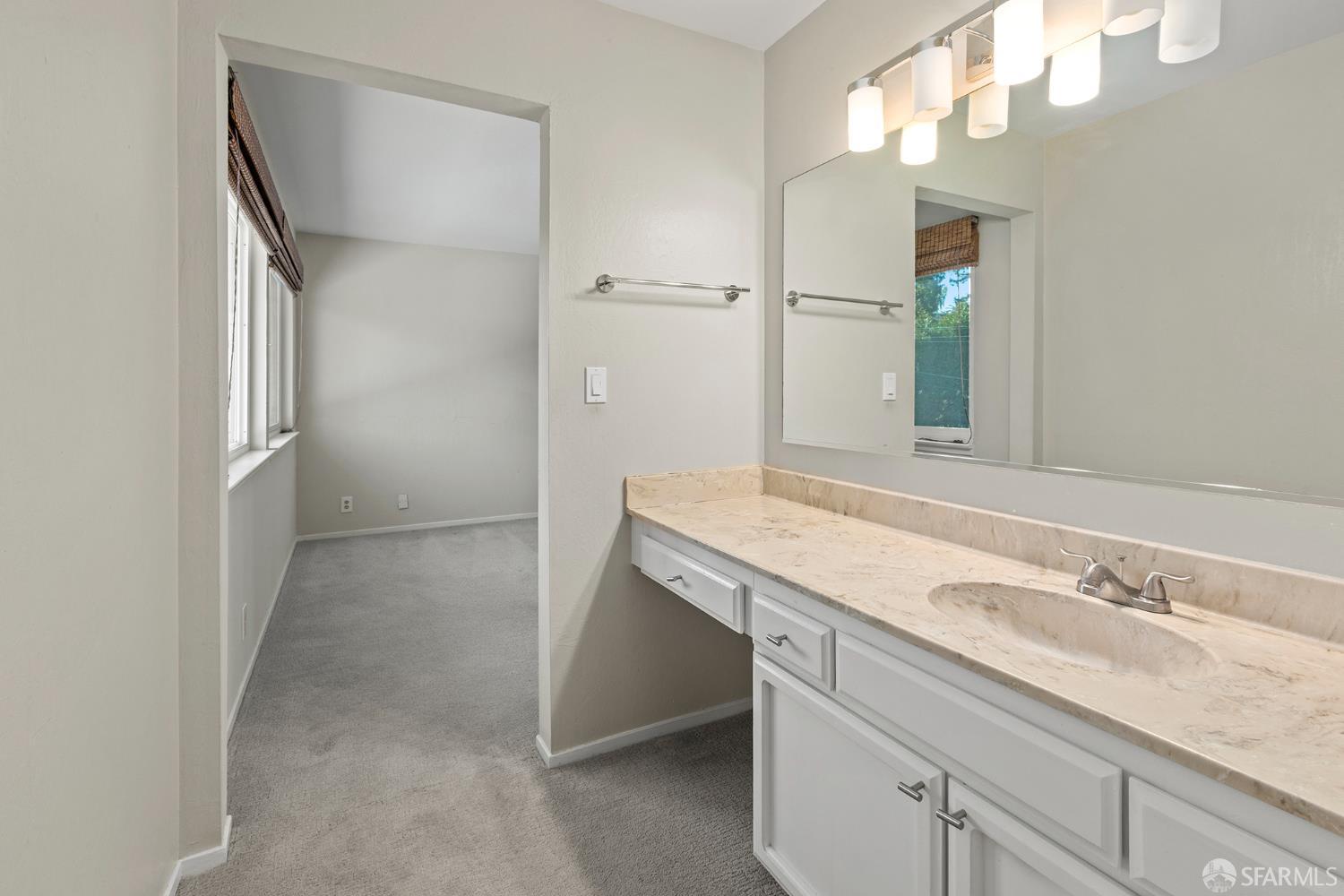 Detail Gallery Image 16 of 25 For 1059 El Centro Ave #3,  Oakland,  CA 94602 - 2 Beds | 2 Baths