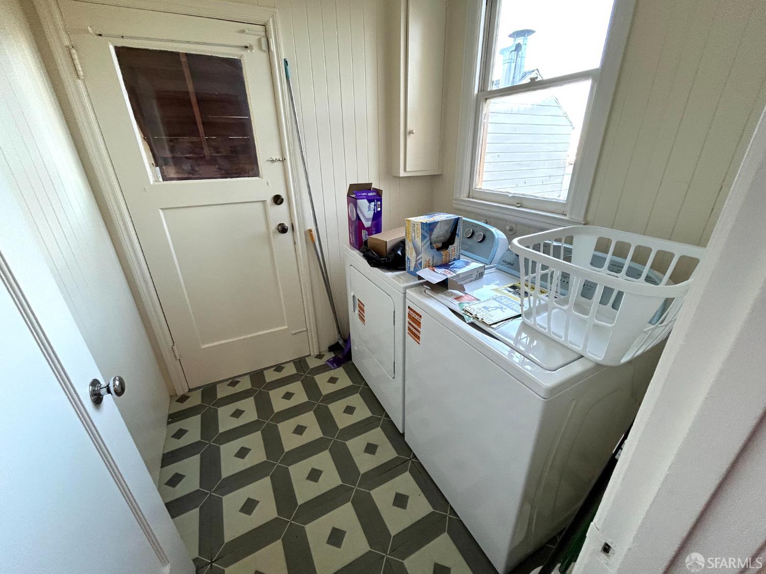 Detail Gallery Image 16 of 21 For 106 Caselli Ave #106,  San Francisco,  CA 94114 - 1 Beds | 1 Baths