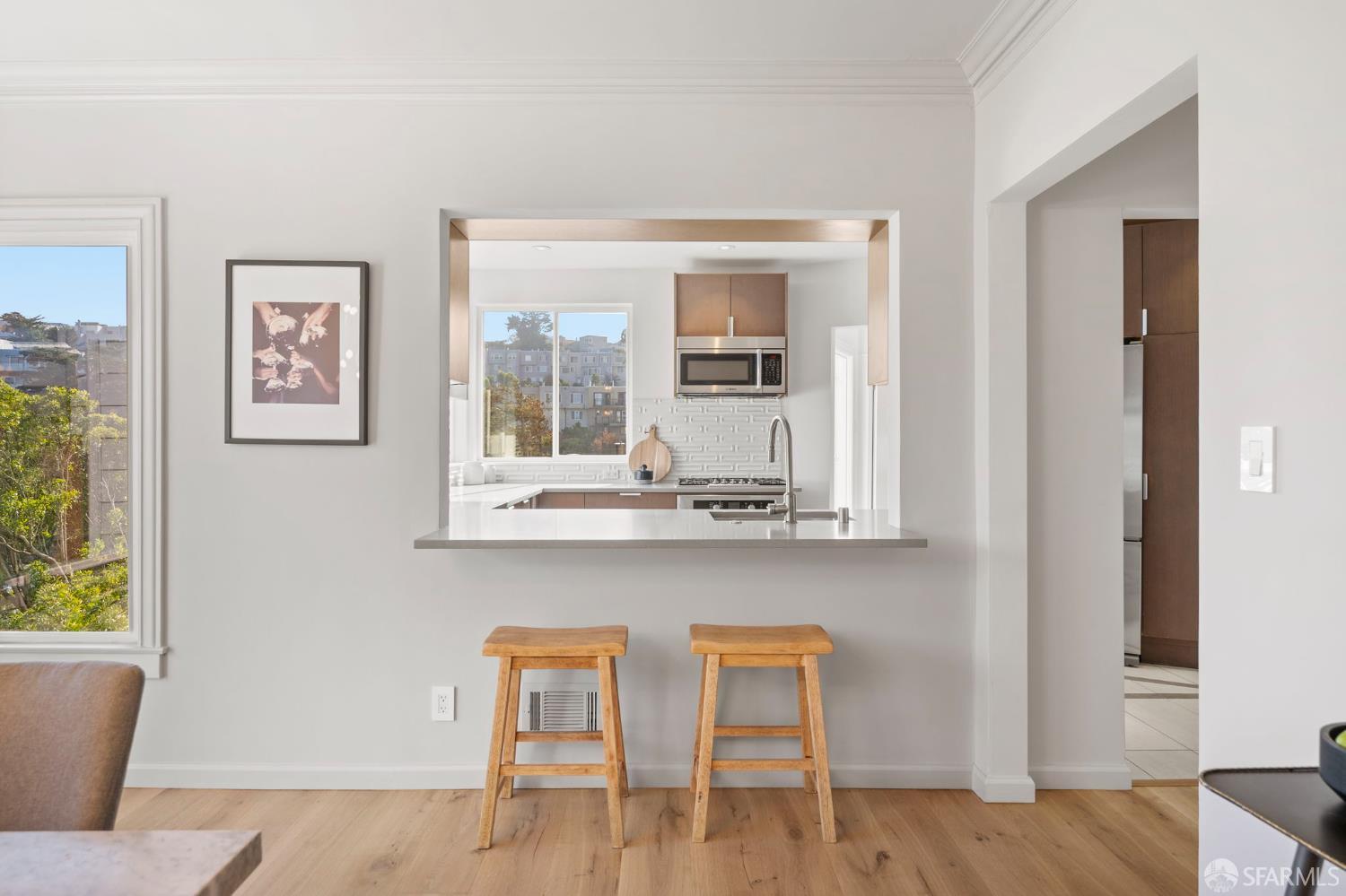 Detail Gallery Image 13 of 81 For 11 Encline Ct, San Francisco,  CA 94127 - 3 Beds | 3/1 Baths