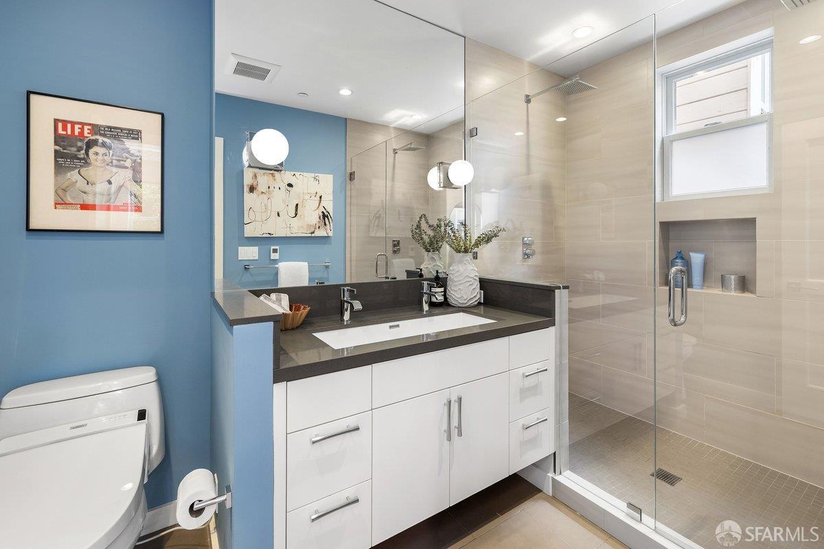 Detail Gallery Image 20 of 65 For 22 Abbey St, San Francisco,  CA 94114 - 3 Beds | 3/1 Baths