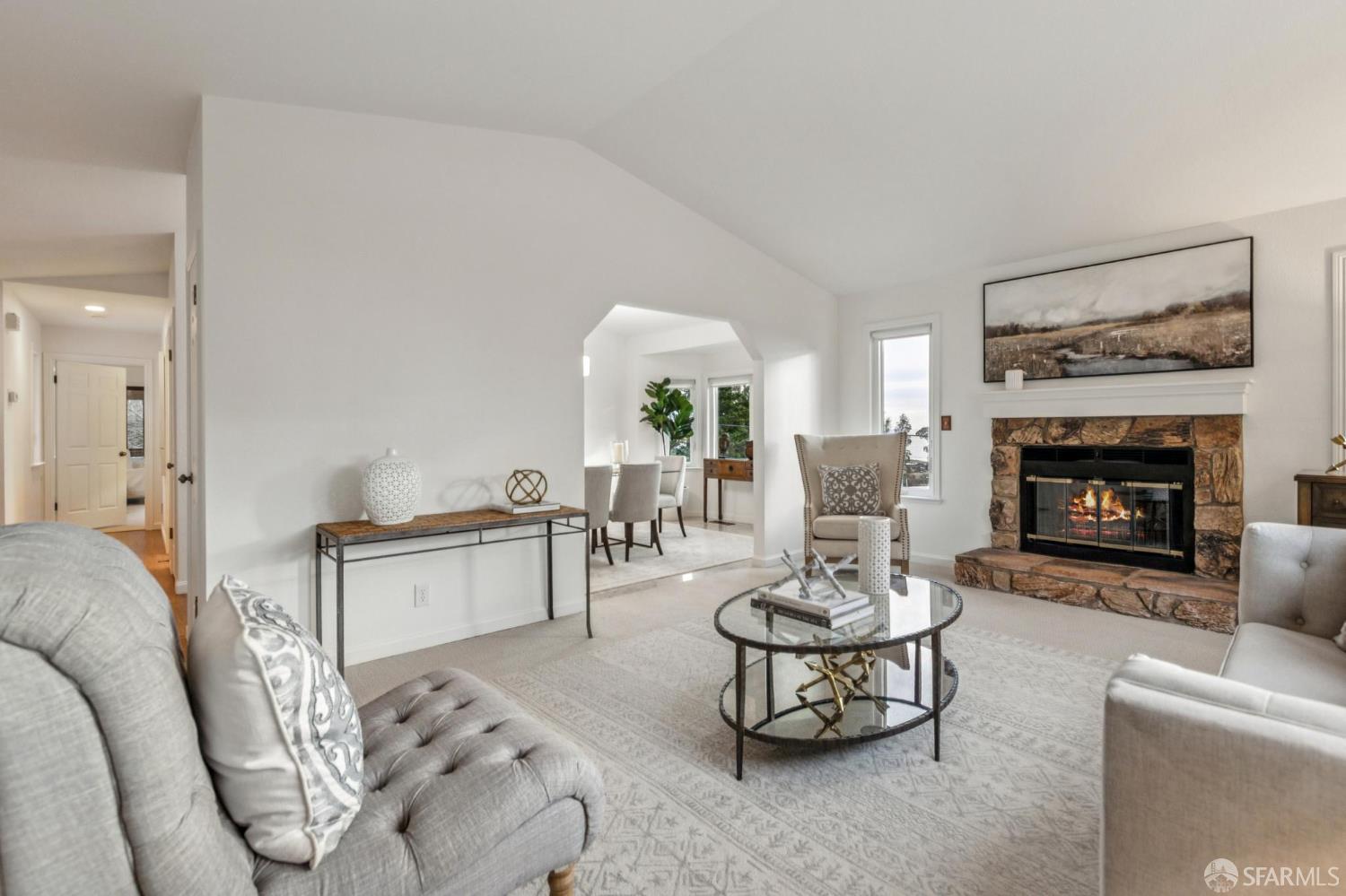 Detail Gallery Image 10 of 62 For 514 Isabella Ave, El Granada,  CA 94018 - 5 Beds | 3 Baths