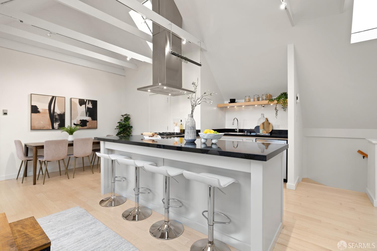 Detail Gallery Image 7 of 52 For 801 Wisconsin St, San Francisco,  CA 94107 - – Beds | – Baths