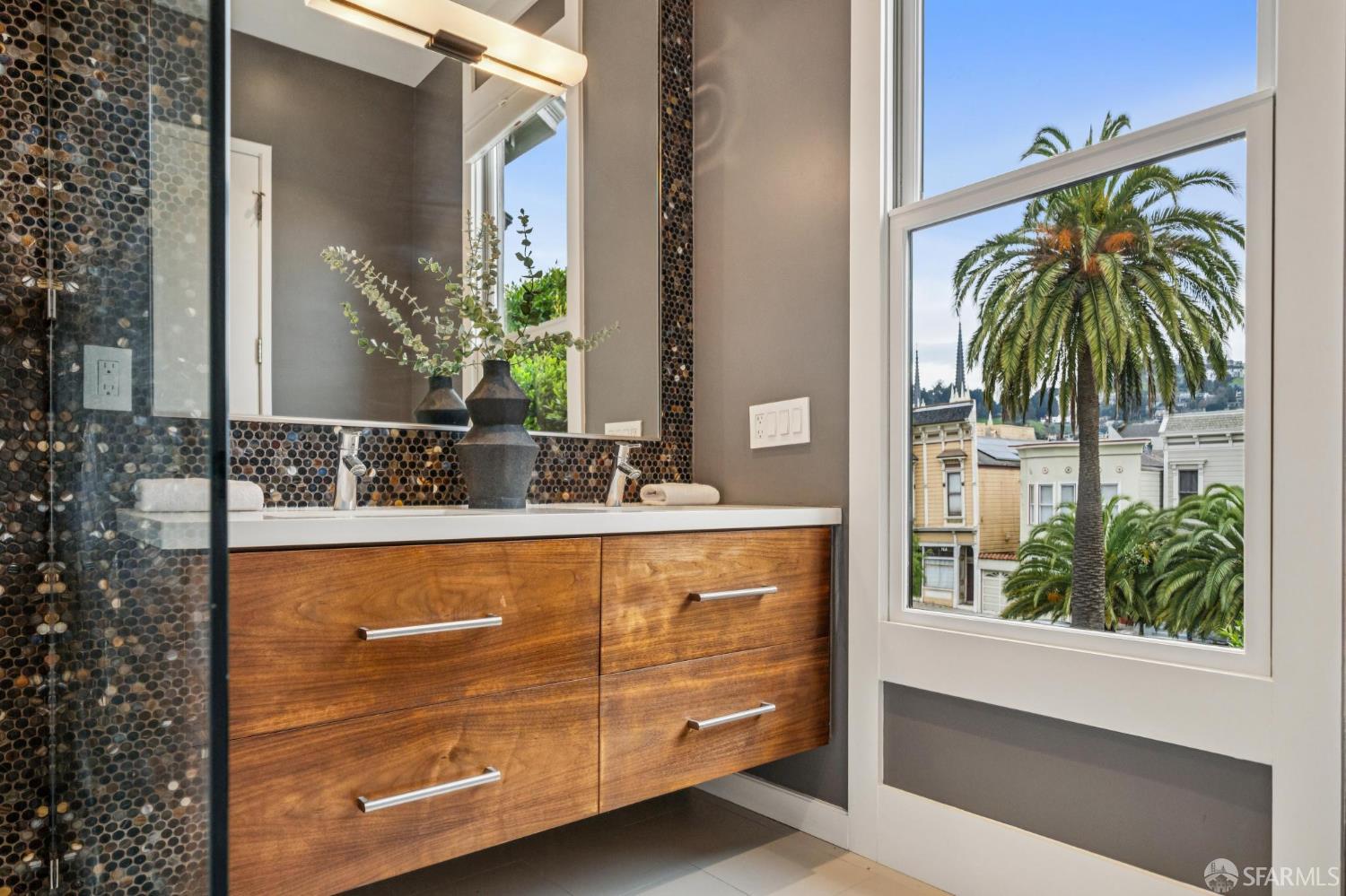 Detail Gallery Image 43 of 54 For 1479 Dolores St, San Francisco,  CA 94110 - 2 Beds | 2 Baths