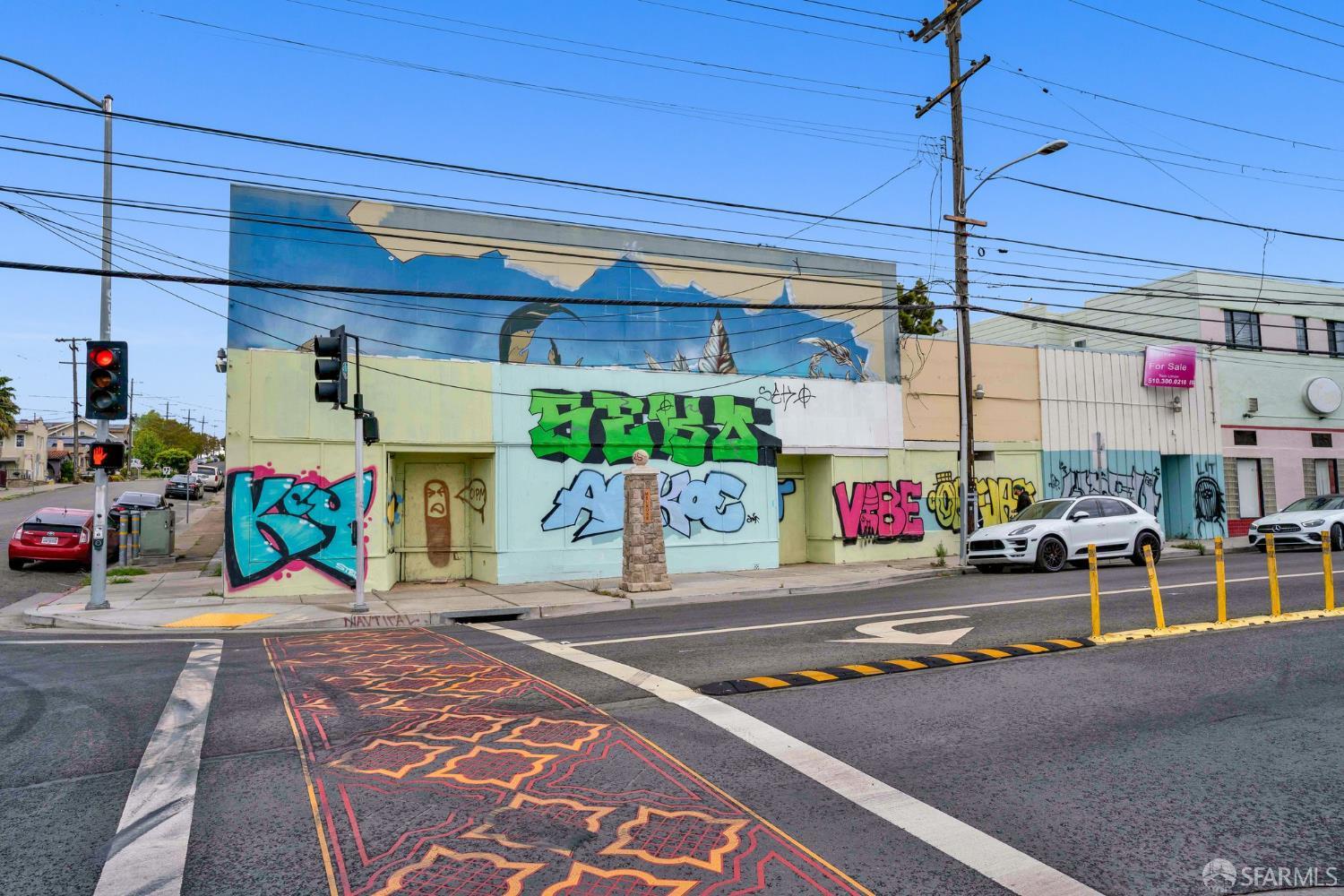 Detail Gallery Image 2 of 34 For 5300 Foothill Blvd, Oakland,  CA 94601 - – Beds | – Baths