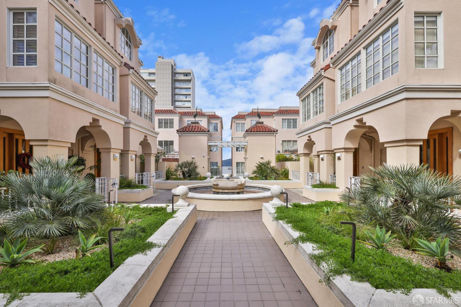 Detail Gallery Image 43 of 48 For 1150 Lombard St #18,  San Francisco,  CA 94109 - 2 Beds | 2 Baths