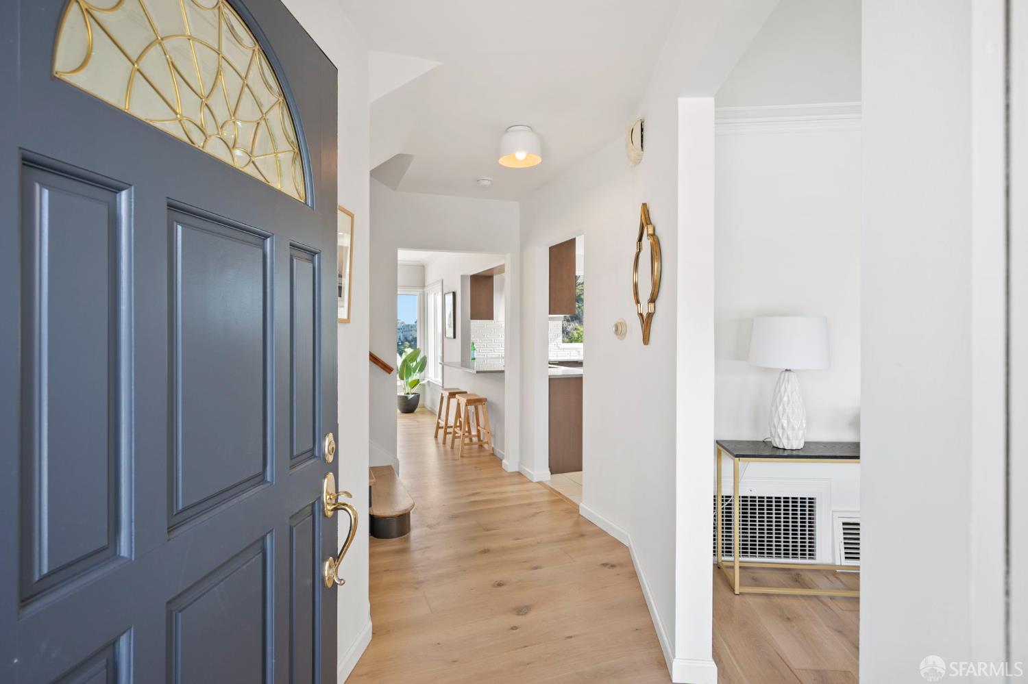 Detail Gallery Image 2 of 81 For 11 Encline Ct, San Francisco,  CA 94127 - 3 Beds | 3/1 Baths