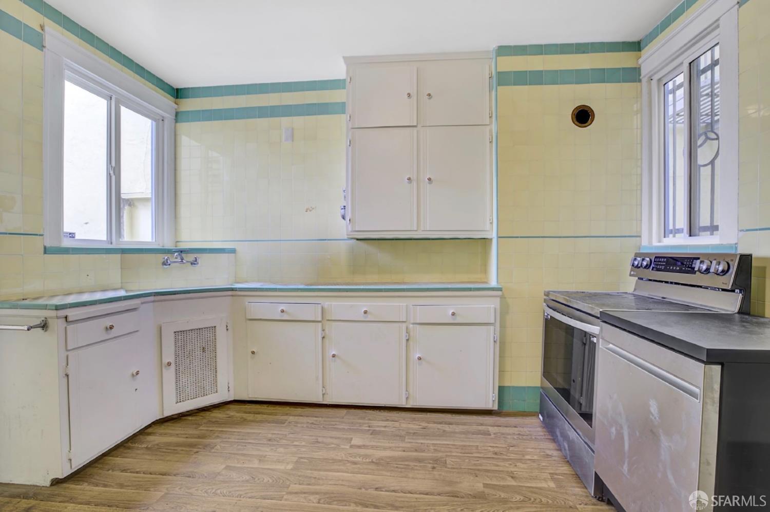 Detail Gallery Image 19 of 55 For 535 42nd Ave, San Francisco,  CA 94121 - 3 Beds | 2/1 Baths