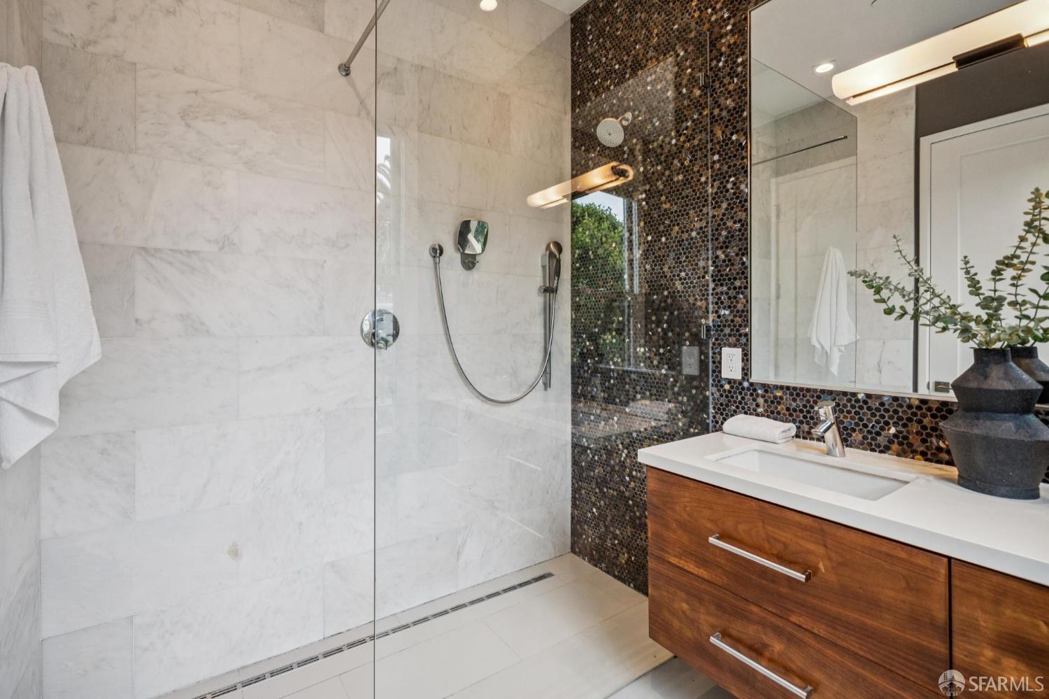 Detail Gallery Image 44 of 54 For 1479 Dolores St, San Francisco,  CA 94110 - 2 Beds | 2 Baths