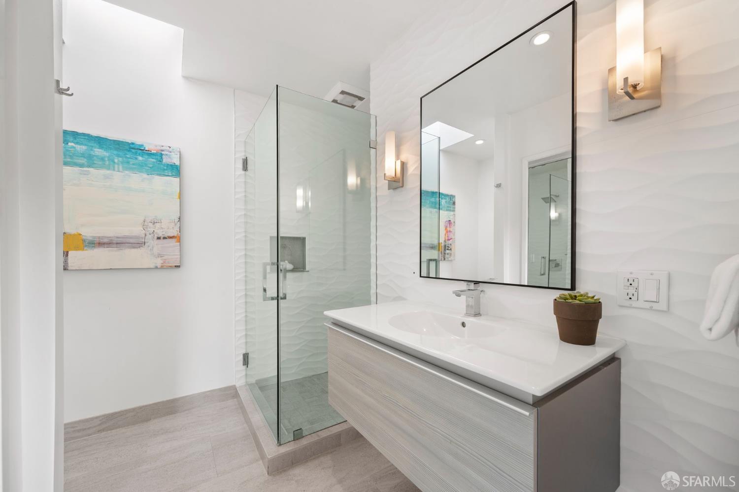 Detail Gallery Image 57 of 81 For 11 Encline Ct, San Francisco,  CA 94127 - 3 Beds | 3/1 Baths