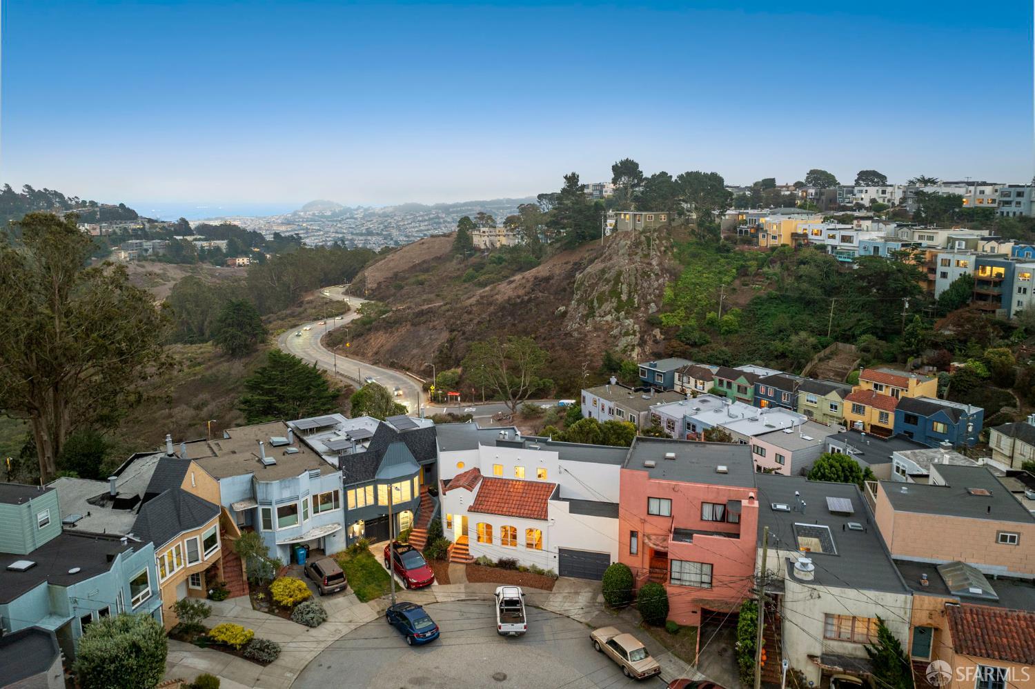 Detail Gallery Image 79 of 81 For 11 Encline Ct, San Francisco,  CA 94127 - 3 Beds | 3/1 Baths