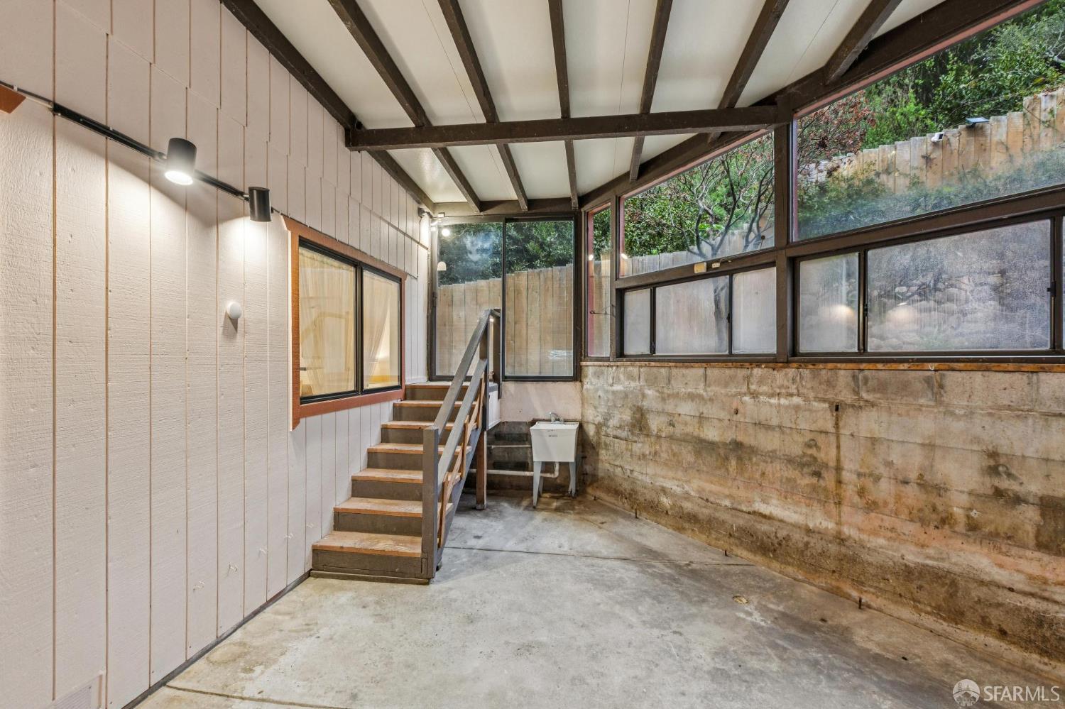 Detail Gallery Image 51 of 62 For 514 Isabella Ave, El Granada,  CA 94018 - 5 Beds | 3 Baths