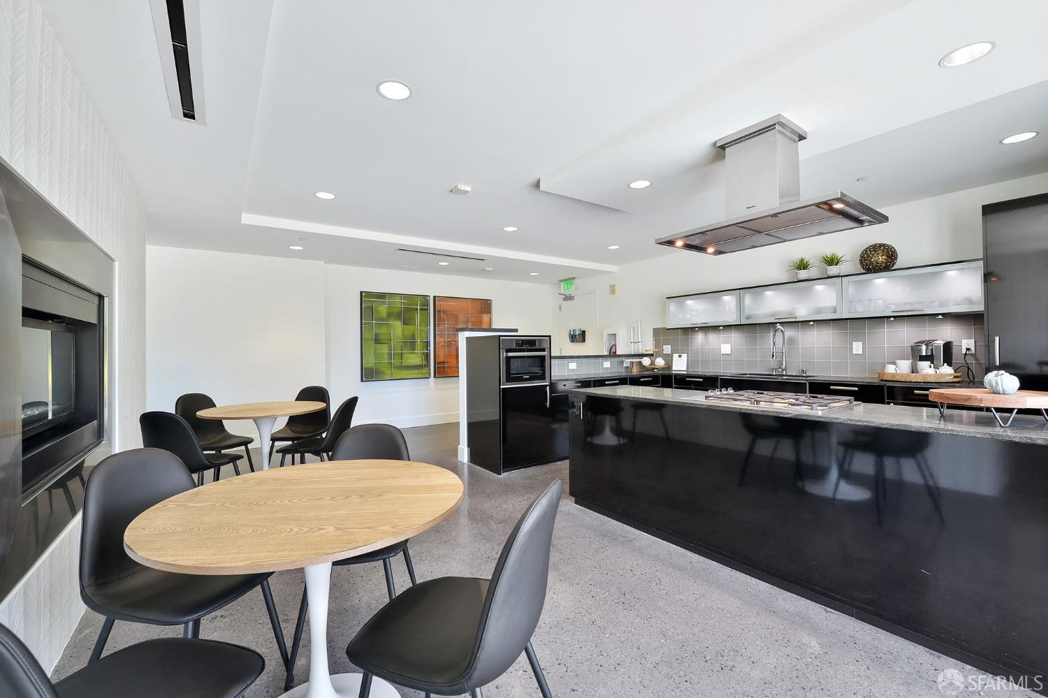 Detail Gallery Image 38 of 44 For 88 E San Fernando St #1002,  San Jose,  CA 95113 - 2 Beds | 2 Baths