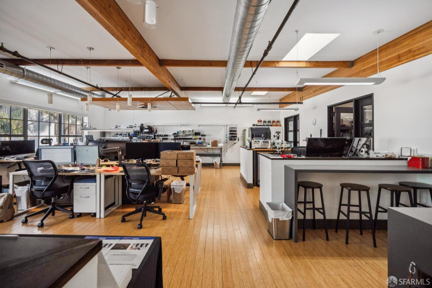 Detail Gallery Image 6 of 34 For 42 Dore St, San Francisco,  CA 94121 - – Beds | – Baths