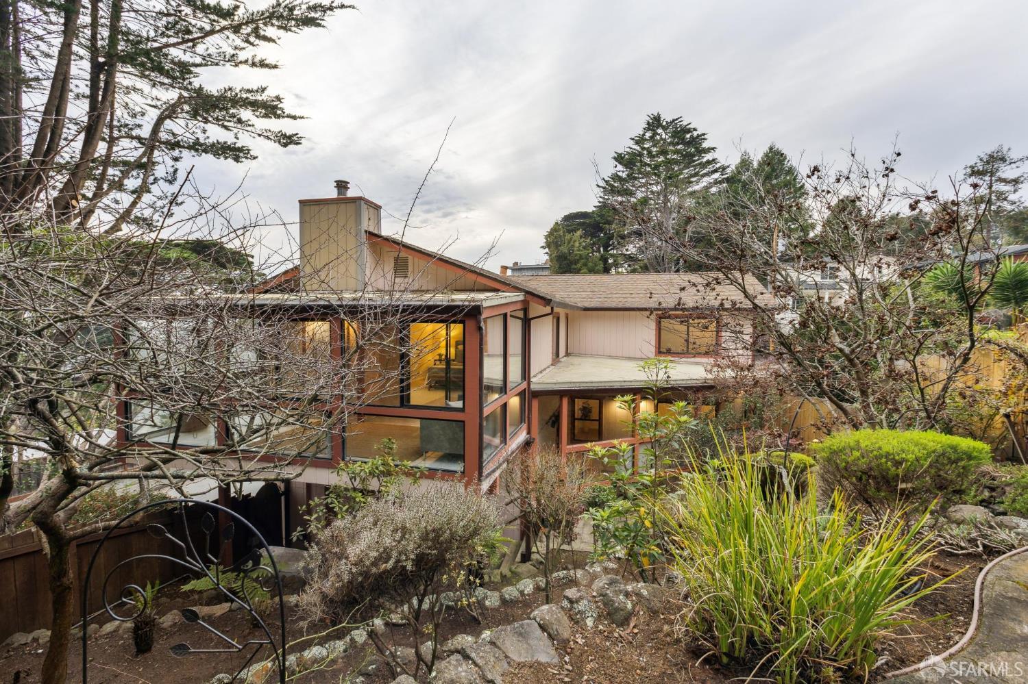 Detail Gallery Image 57 of 62 For 514 Isabella Ave, El Granada,  CA 94018 - 5 Beds | 3 Baths