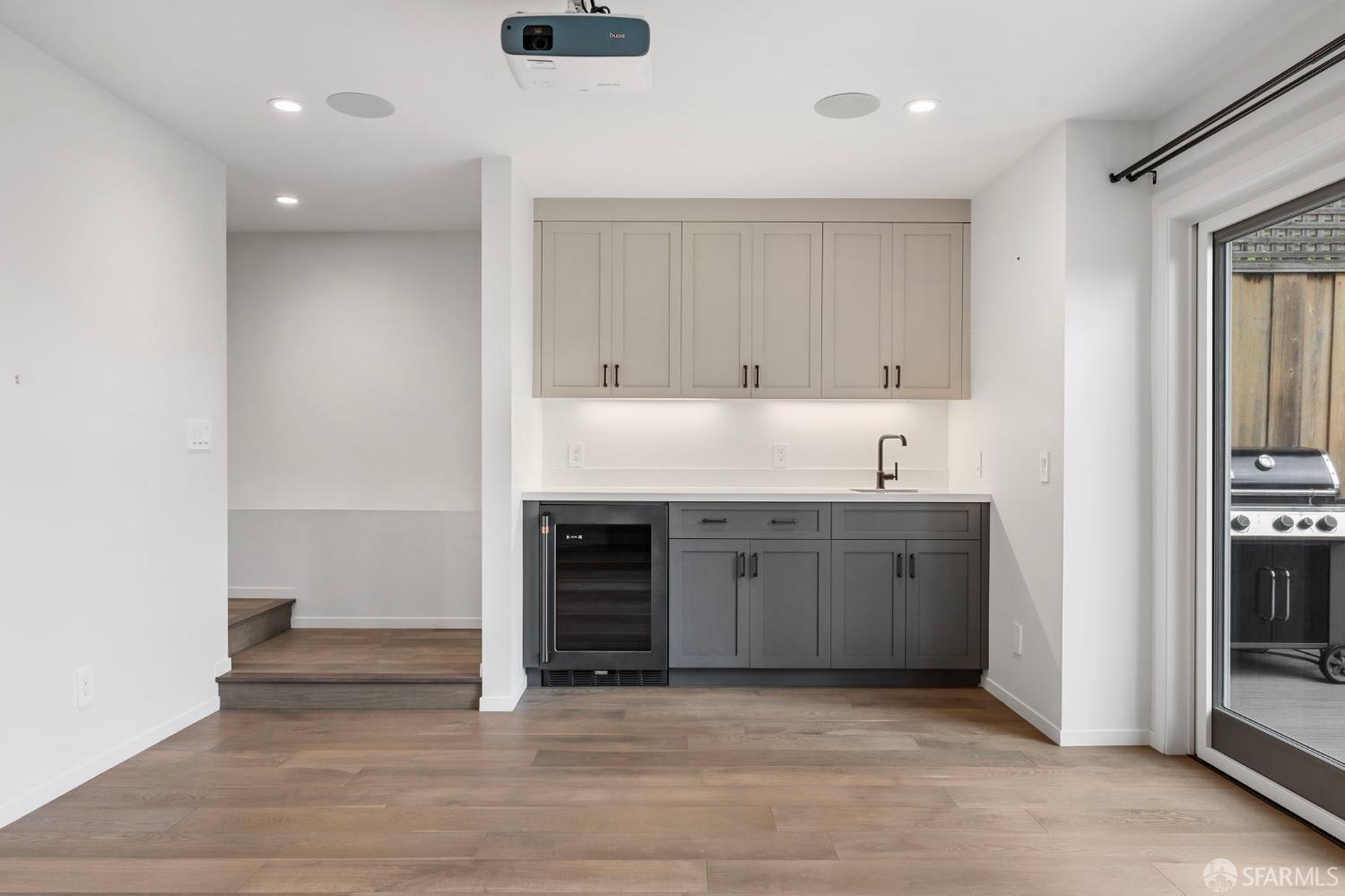 Detail Gallery Image 24 of 43 For 112 Baden St, San Francisco,  CA 94131 - 3 Beds | 2 Baths