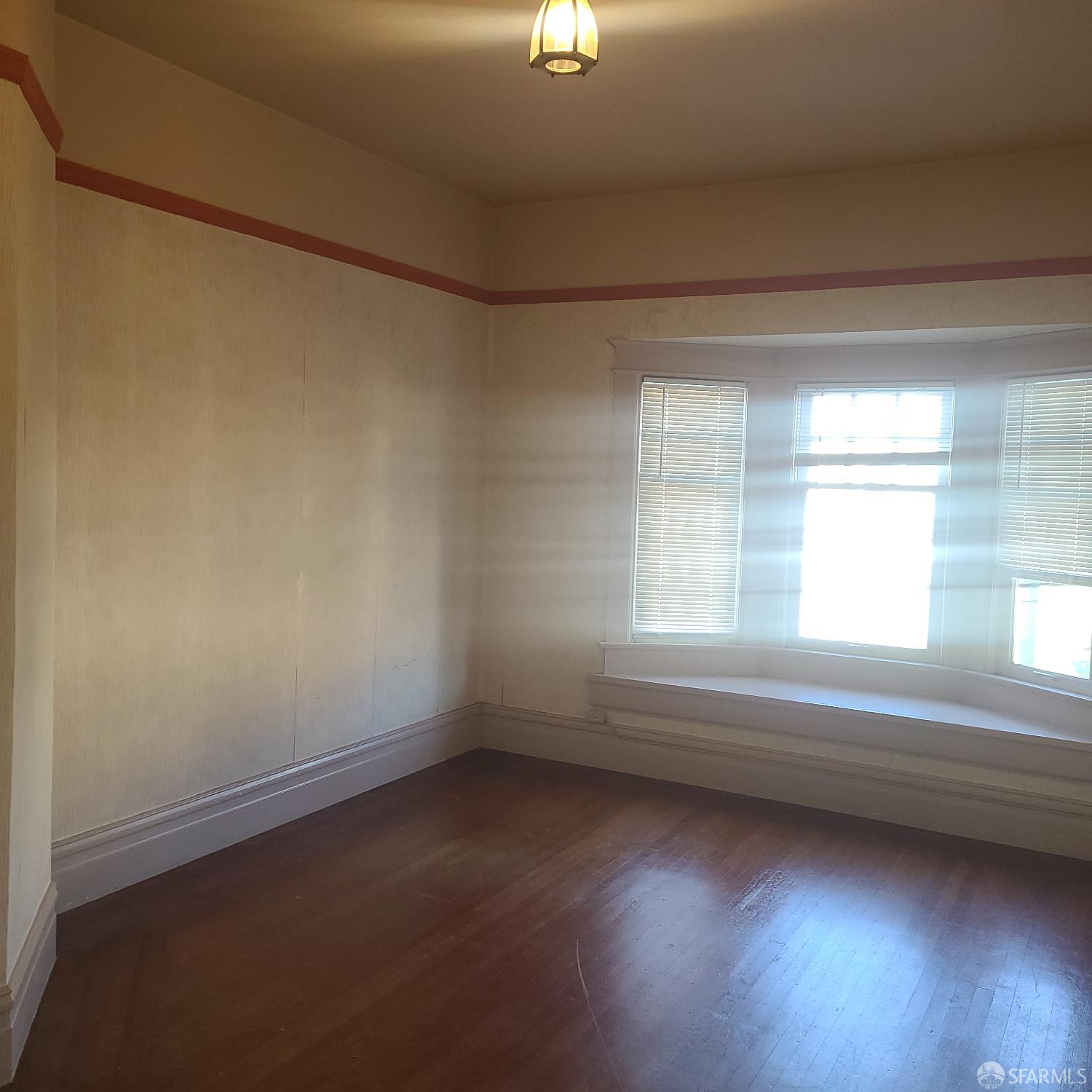 Detail Gallery Image 9 of 56 For 519 12th Ave, San Francisco,  CA 94118 - 4 Beds | 1/2 Baths