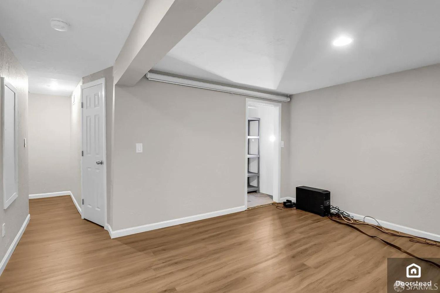 Detail Gallery Image 16 of 33 For 113 Alvarado St, Brisbane,  CA 94005 - 2 Beds | 2 Baths