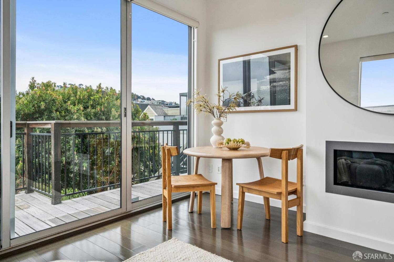 Detail Gallery Image 8 of 54 For 1479 Dolores St, San Francisco,  CA 94110 - 2 Beds | 2 Baths