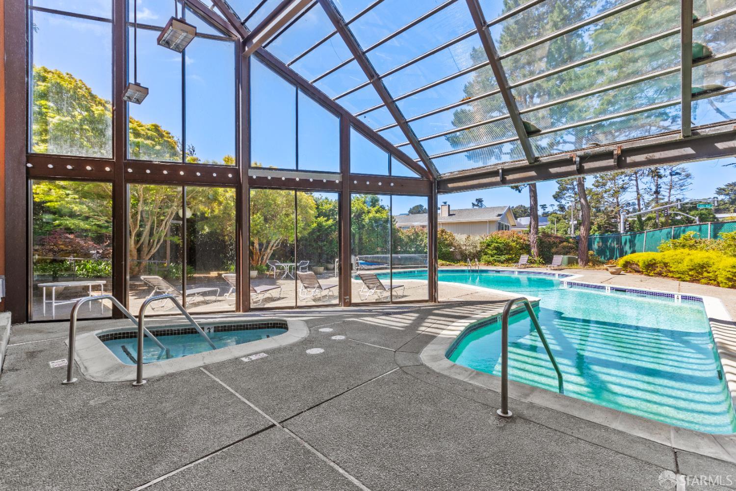 Detail Gallery Image 34 of 70 For 230 N Lake Merced Hls 4a,  San Francisco,  CA 94132 - 2 Beds | 2 Baths