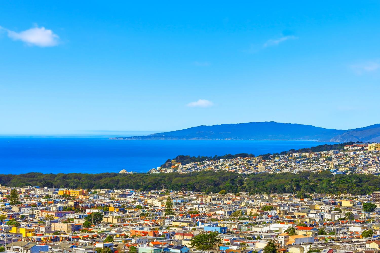 Detail Gallery Image 43 of 67 For 1983 15th Ave, San Francisco,  CA 94116 - 5 Beds | 4/1 Baths