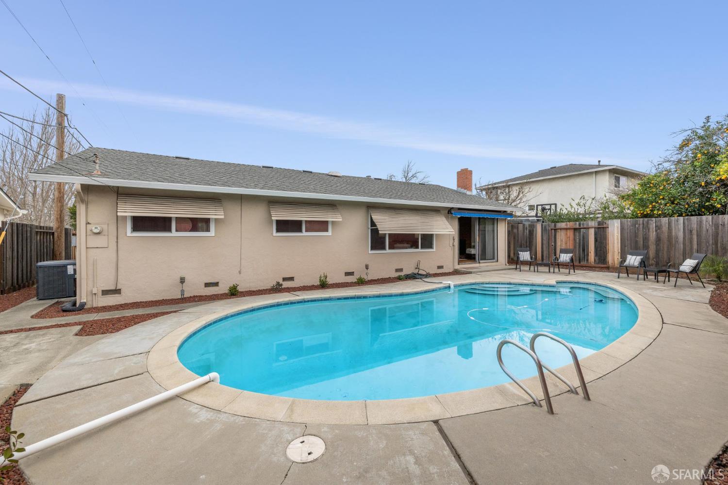 Detail Gallery Image 36 of 58 For 821 Raintree Dr, San Jose,  CA 95129 - 3 Beds | 2 Baths