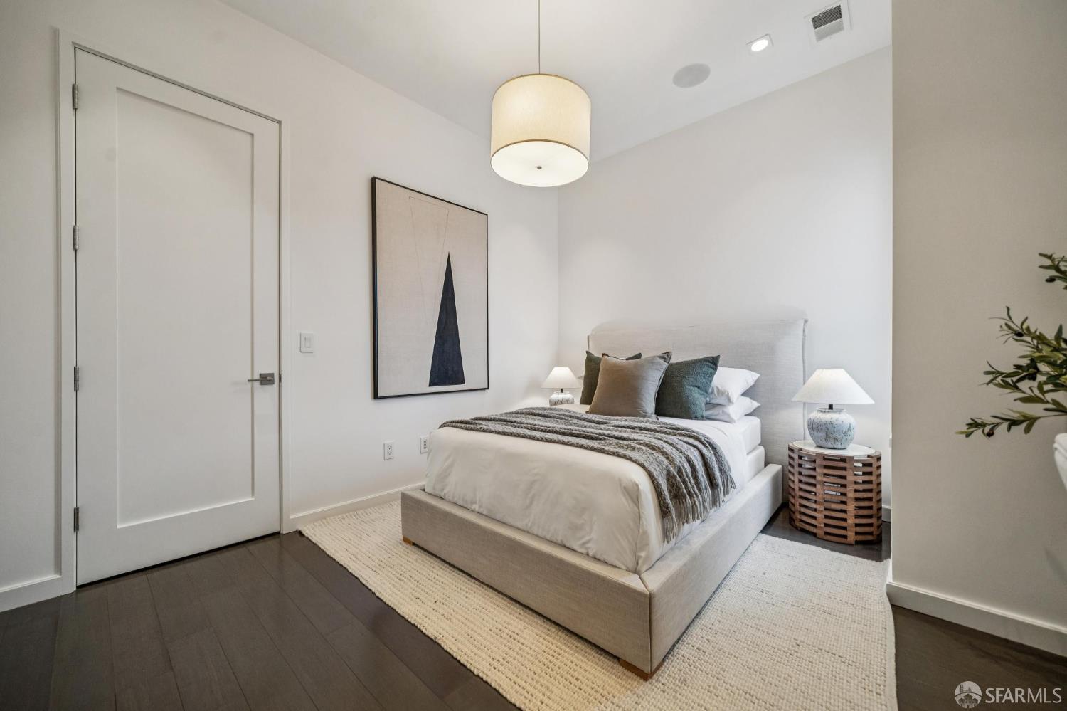 Detail Gallery Image 34 of 54 For 1479 Dolores St, San Francisco,  CA 94110 - 2 Beds | 2 Baths