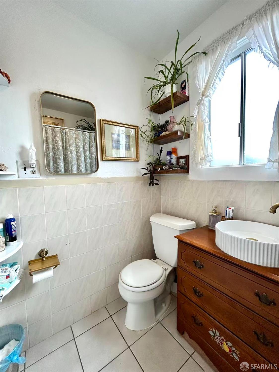 Detail Gallery Image 4 of 20 For 6454 Mission St, Daly City,  CA 94014 - – Beds | – Baths