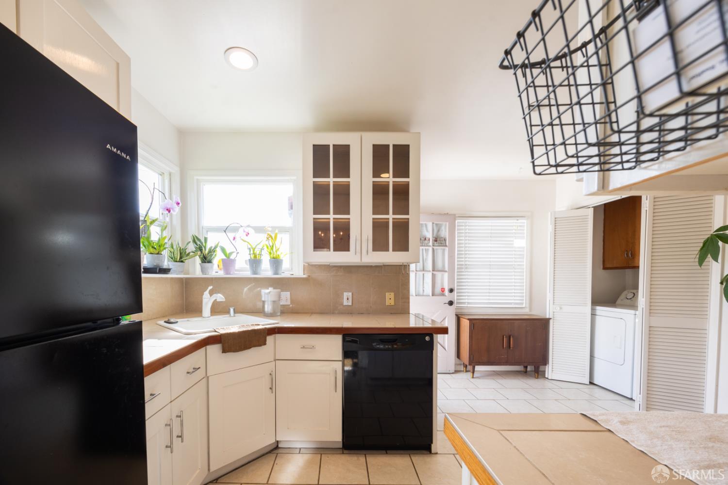 Detail Gallery Image 16 of 27 For 3228 Mcbryde Ave, Richmond,  CA 94804 - 3 Beds | 2 Baths