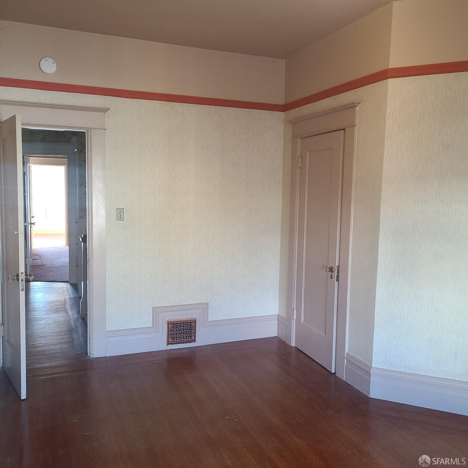 Detail Gallery Image 10 of 56 For 519 12th Ave, San Francisco,  CA 94118 - 4 Beds | 1/2 Baths