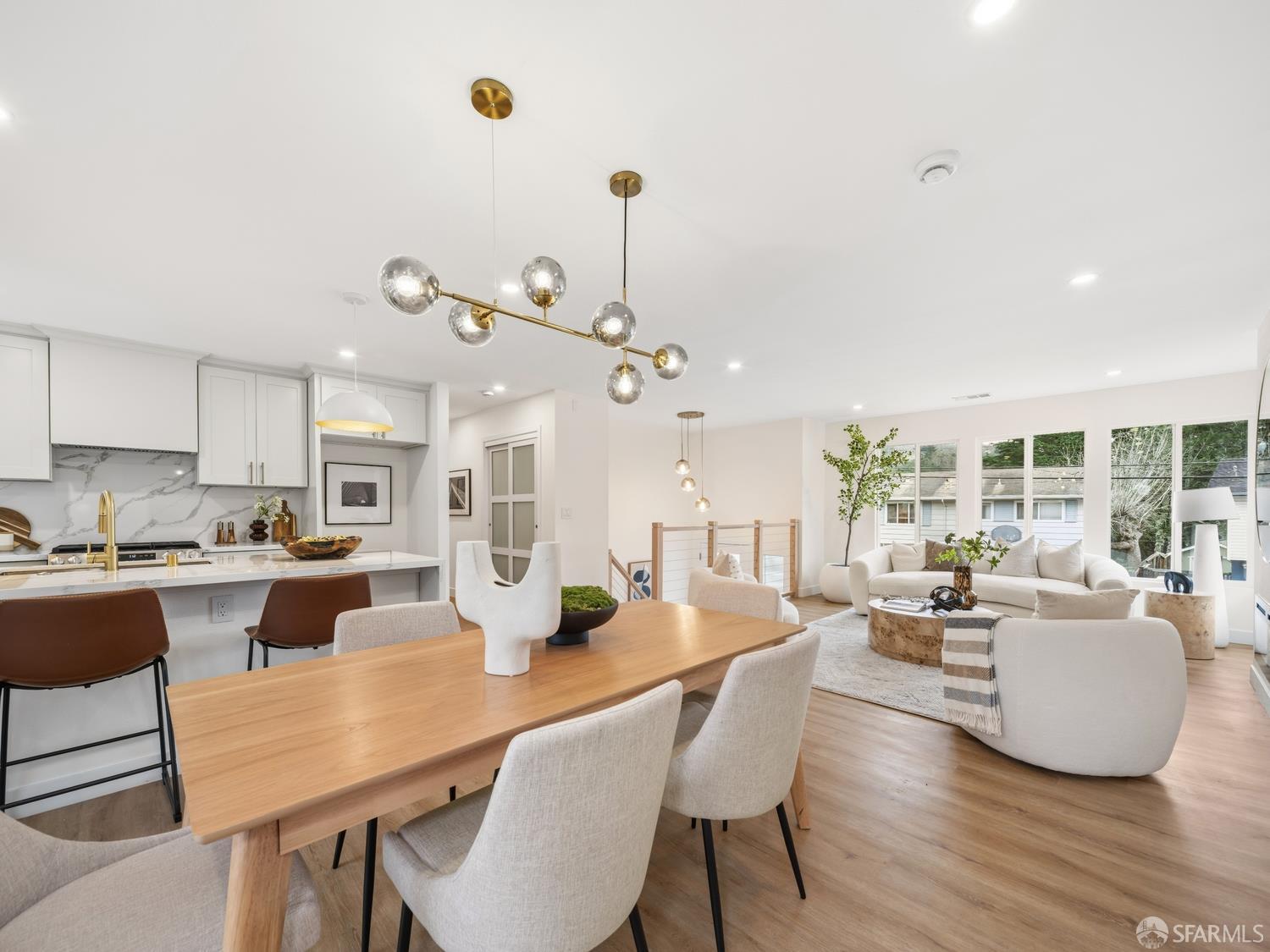 Detail Gallery Image 17 of 26 For 1107 Mason Dr, Pacifica,  CA 94404 - 4 Beds | 3 Baths