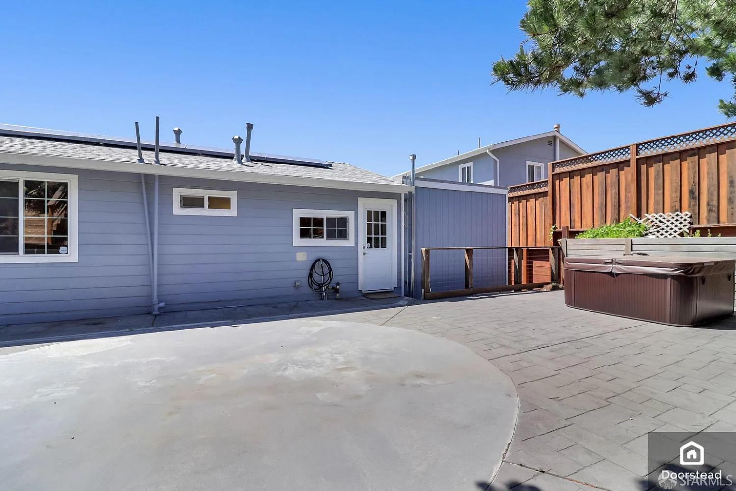 Detail Gallery Image 20 of 33 For 113 Alvarado St, Brisbane,  CA 94005 - 2 Beds | 2 Baths