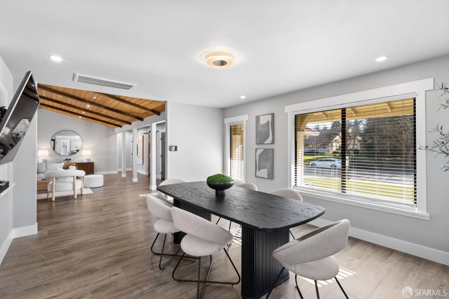 Detail Gallery Image 10 of 25 For 2660 Covey Way, Livermore,  CA 94550 - 5 Beds | 3/1 Baths