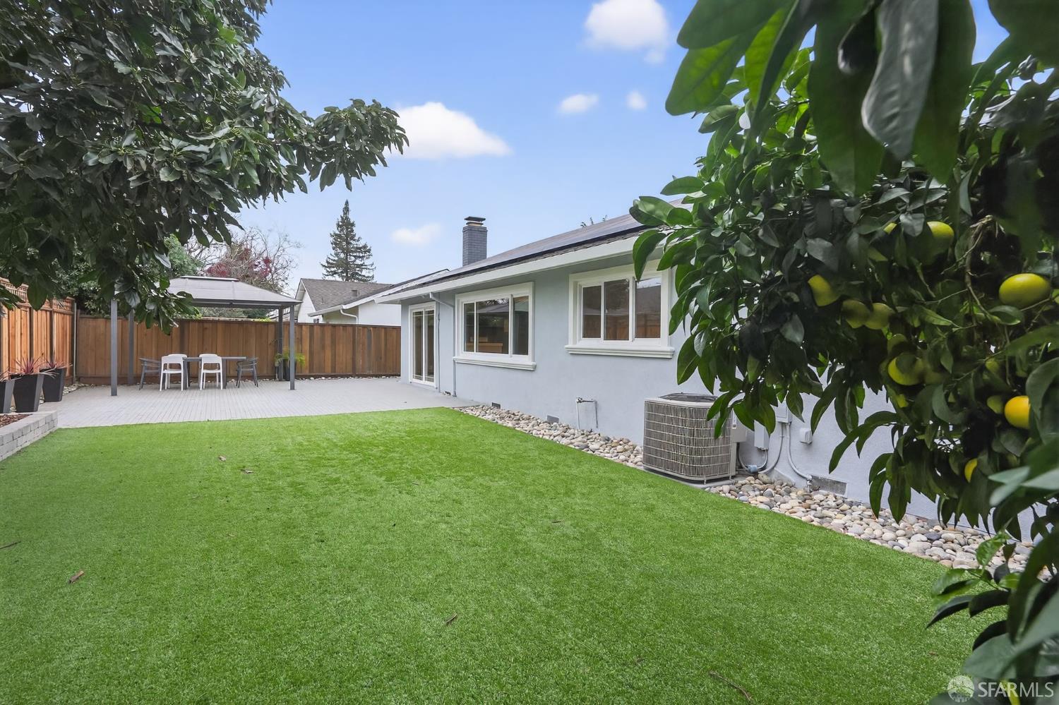 Detail Gallery Image 12 of 27 For 4576 Moran Dr, San Jose,  CA 95129 - 4 Beds | 3 Baths