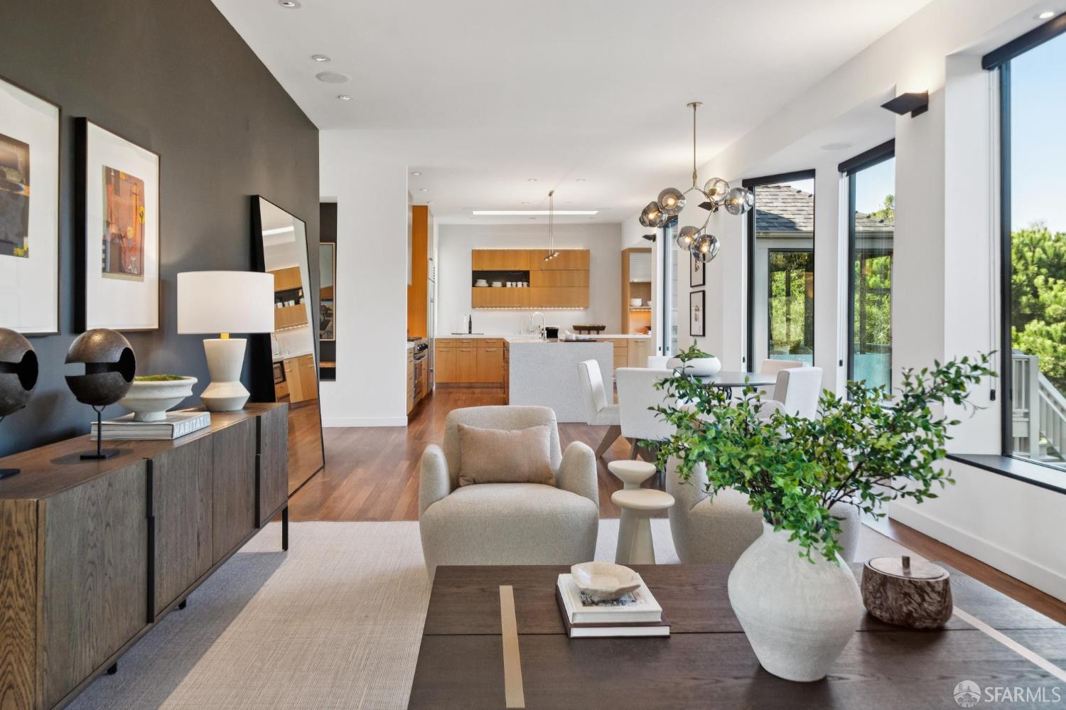 Detail Gallery Image 8 of 79 For 726 Lake St, San Francisco,  CA 94118 - 3 Beds | 3/1 Baths