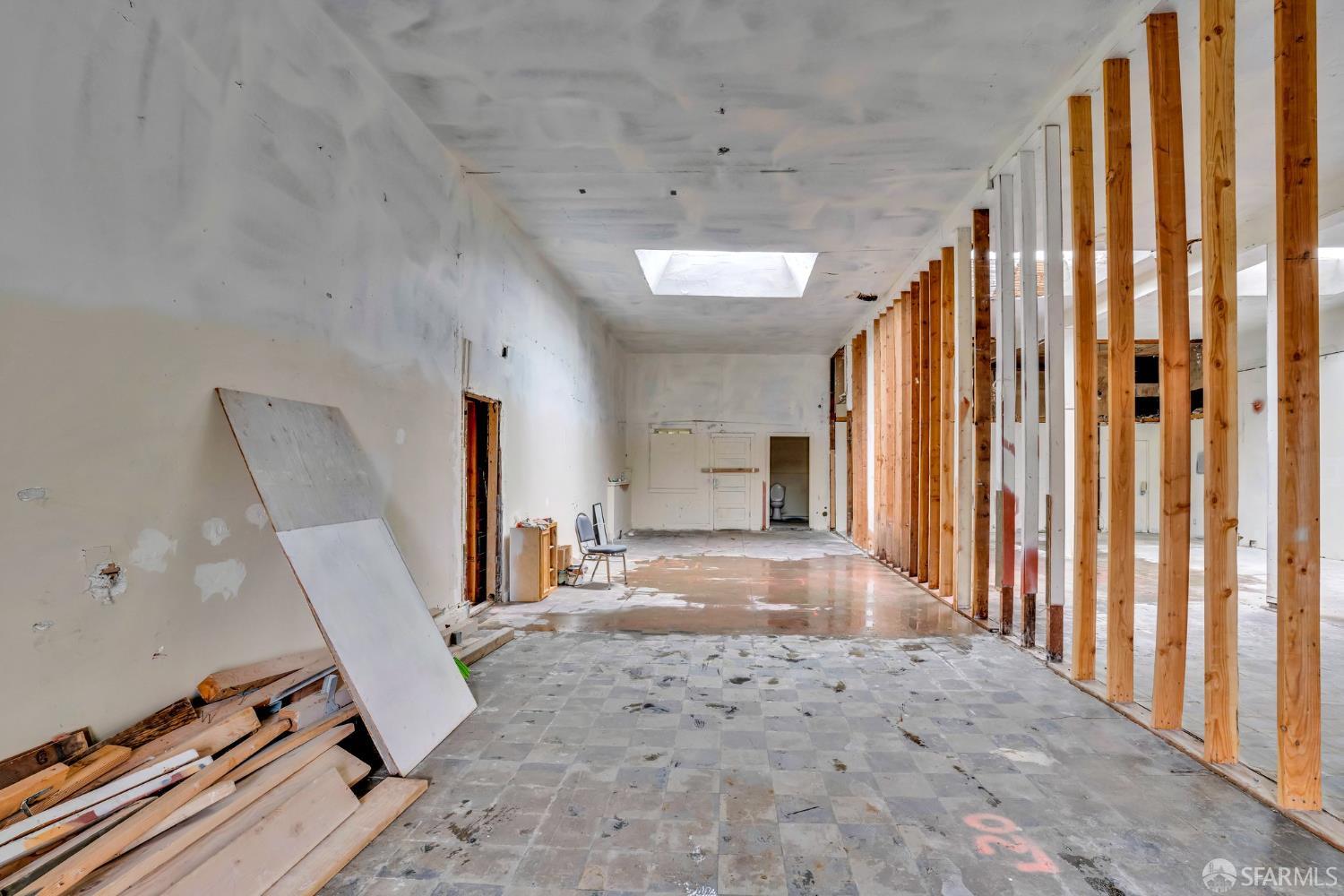 Detail Gallery Image 13 of 34 For 5300 Foothill Blvd, Oakland,  CA 94601 - – Beds | – Baths