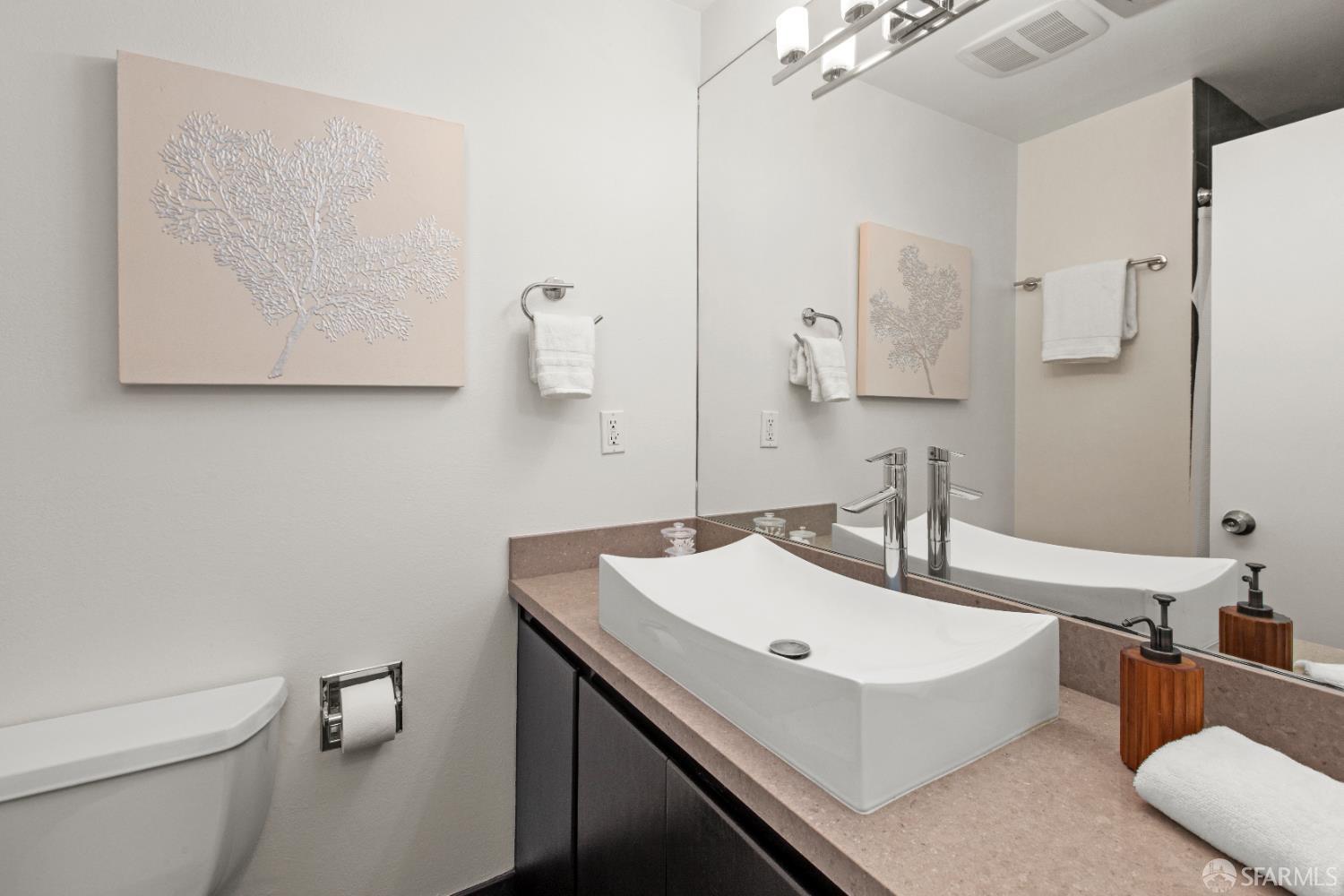 Detail Gallery Image 16 of 70 For 230 N Lake Merced Hls 4a,  San Francisco,  CA 94132 - 2 Beds | 2 Baths