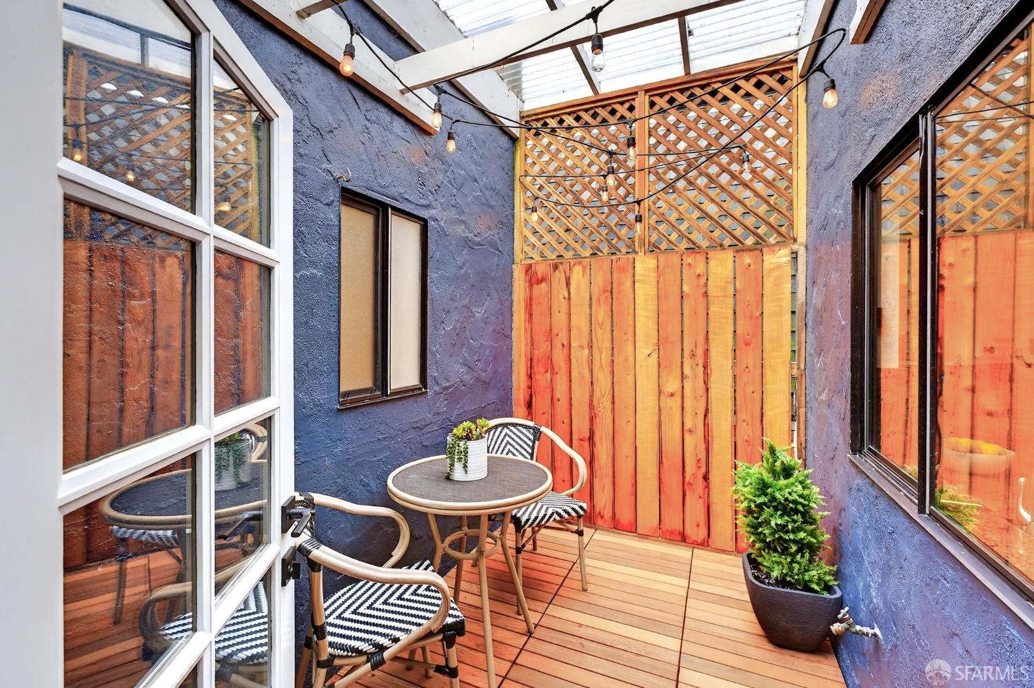 Detail Gallery Image 20 of 27 For 375 15th Ave, San Francisco,  CA 94118 - 2 Beds | 2 Baths