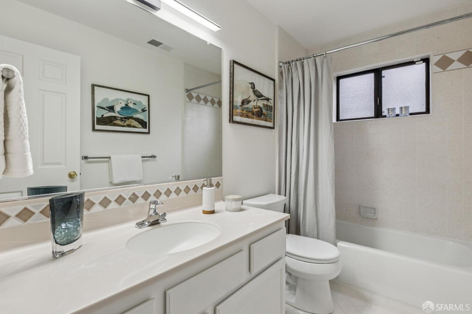 Detail Gallery Image 41 of 62 For 514 Isabella Ave, El Granada,  CA 94018 - 5 Beds | 3 Baths