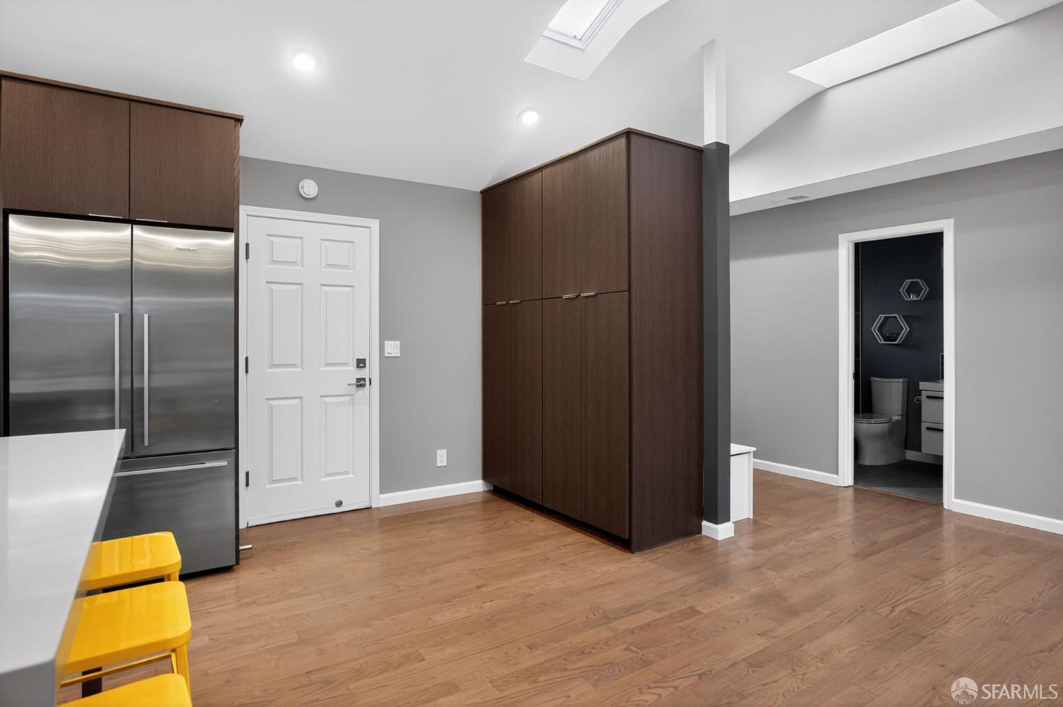 Detail Gallery Image 2 of 27 For 4576 Moran Dr, San Jose,  CA 95129 - 4 Beds | 3 Baths