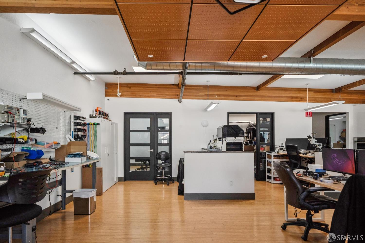 Detail Gallery Image 5 of 34 For 42 Dore St, San Francisco,  CA 94121 - – Beds | – Baths